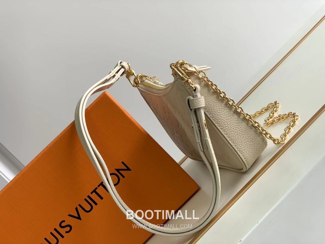 루이비통 이지 파우치 모노그램 레더 체인 D링 샌드 숄더백 D카키 Louis Vuitton Easy Pouch Monogram Leather Chain D-Ring Sand Shoulder Bag M80349 19cm 2