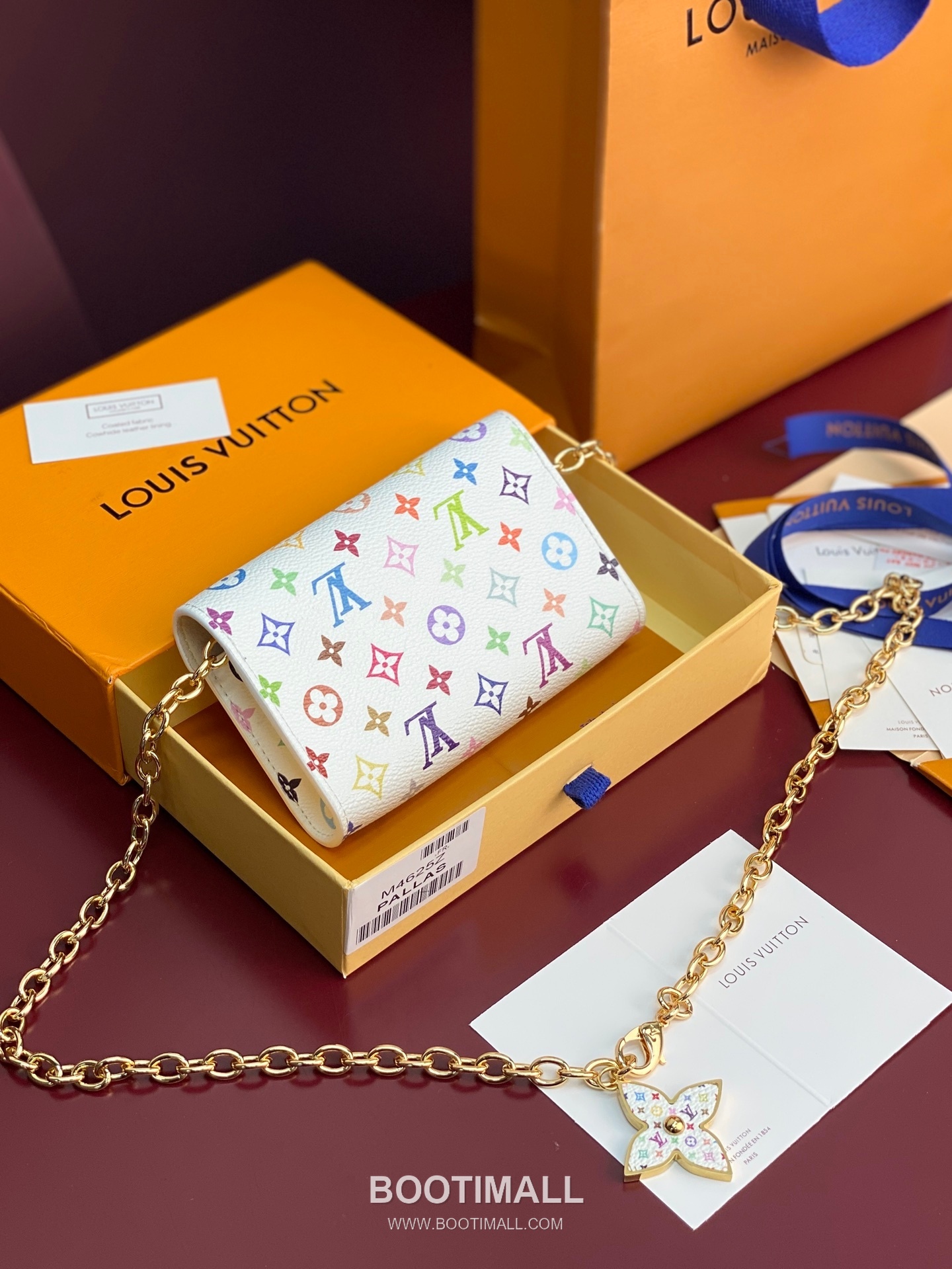 루이비통 포쉐트 메티스 벨트 모노그램 멀티컬러 체인 플라워그램 화이트 힙색 Louis Vuitton Pouch Metis Belt Monogram Multicolor Chain Flowergram White Belt Bag M4625Z 13.5cm 2