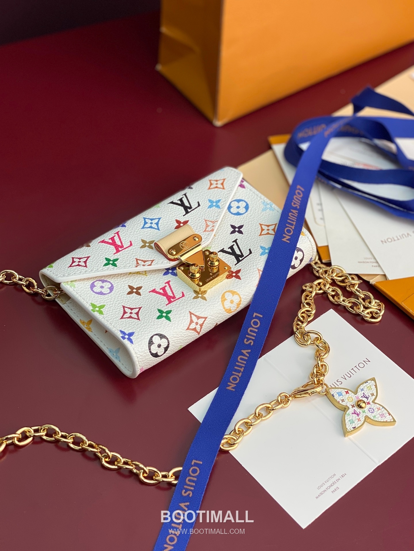 루이비통 포쉐트 메티스 벨트 모노그램 멀티컬러 체인 플라워그램 화이트 힙색 Louis Vuitton Pouch Metis Belt Monogram Multicolor Chain Flowergram White Belt Bag M4625Z 13.5cm 3