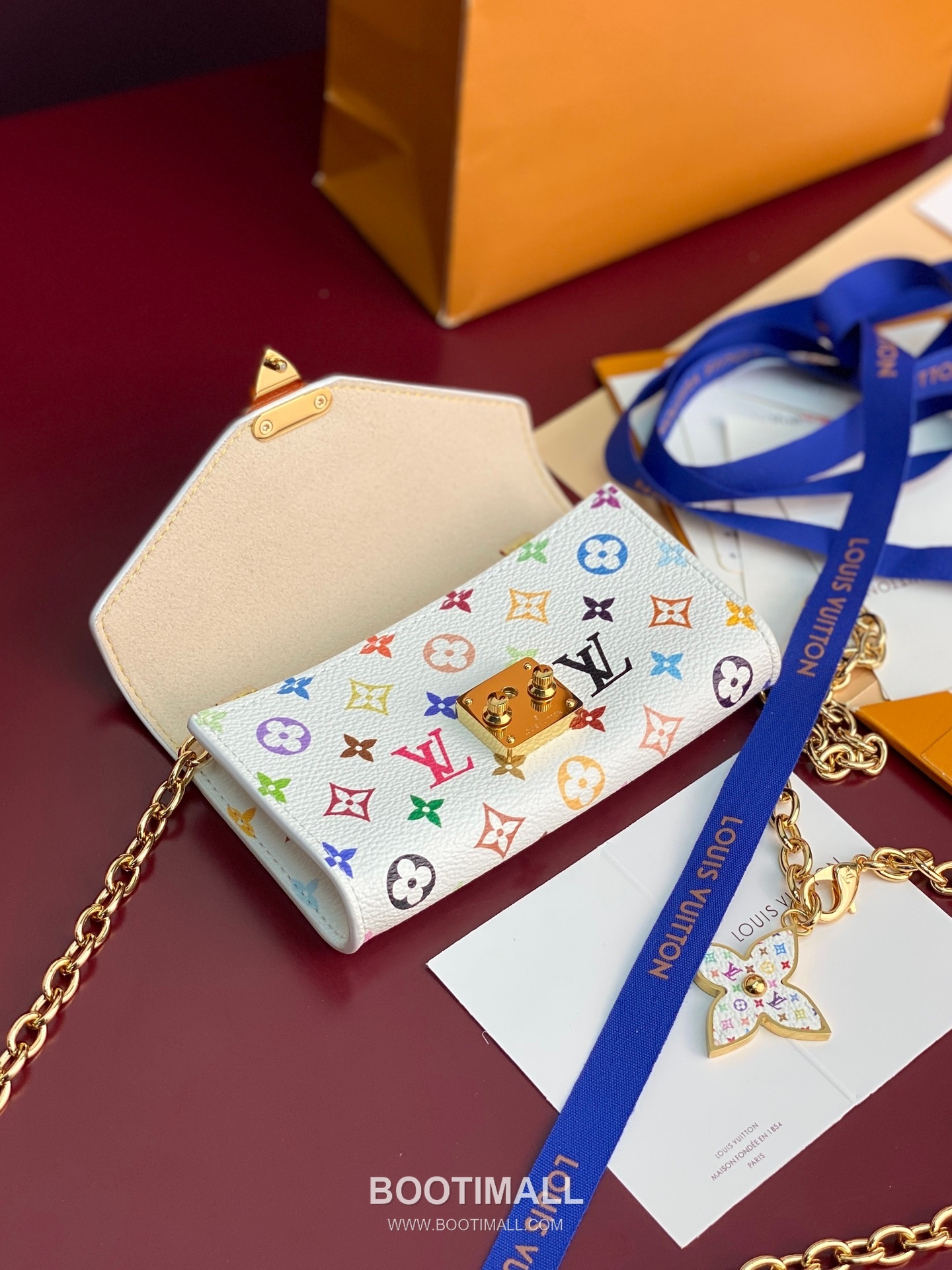 루이비통 포쉐트 메티스 벨트 모노그램 멀티컬러 체인 플라워그램 화이트 힙색 Louis Vuitton Pouch Metis Belt Monogram Multicolor Chain Flowergram White Belt Bag M4625Z 13.5cm 4