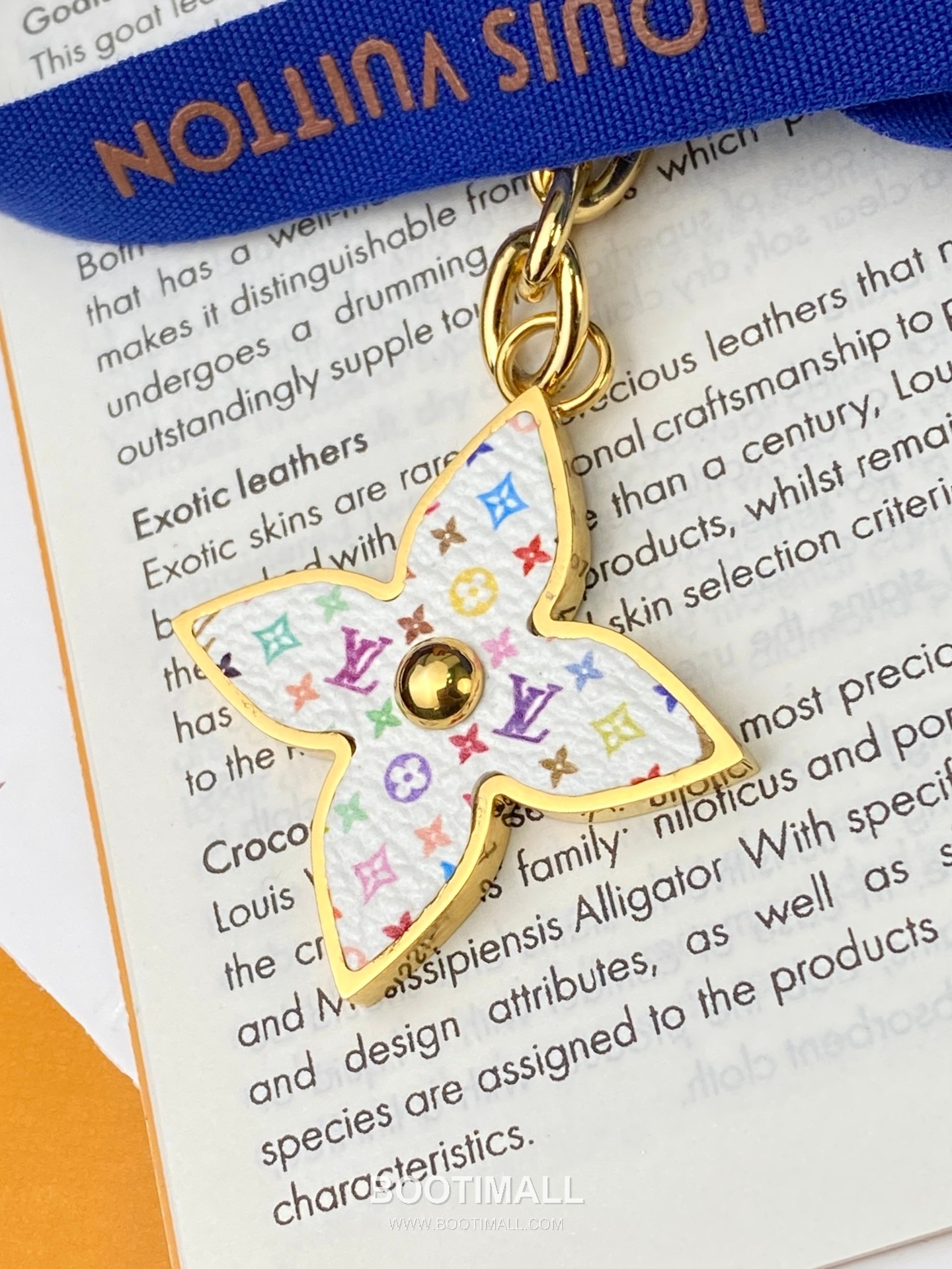 루이비통 포쉐트 메티스 벨트 모노그램 멀티컬러 체인 플라워그램 화이트 힙색 Louis Vuitton Pouch Metis Belt Monogram Multicolor Chain Flowergram White Belt Bag M4625Z 13.5cm 13