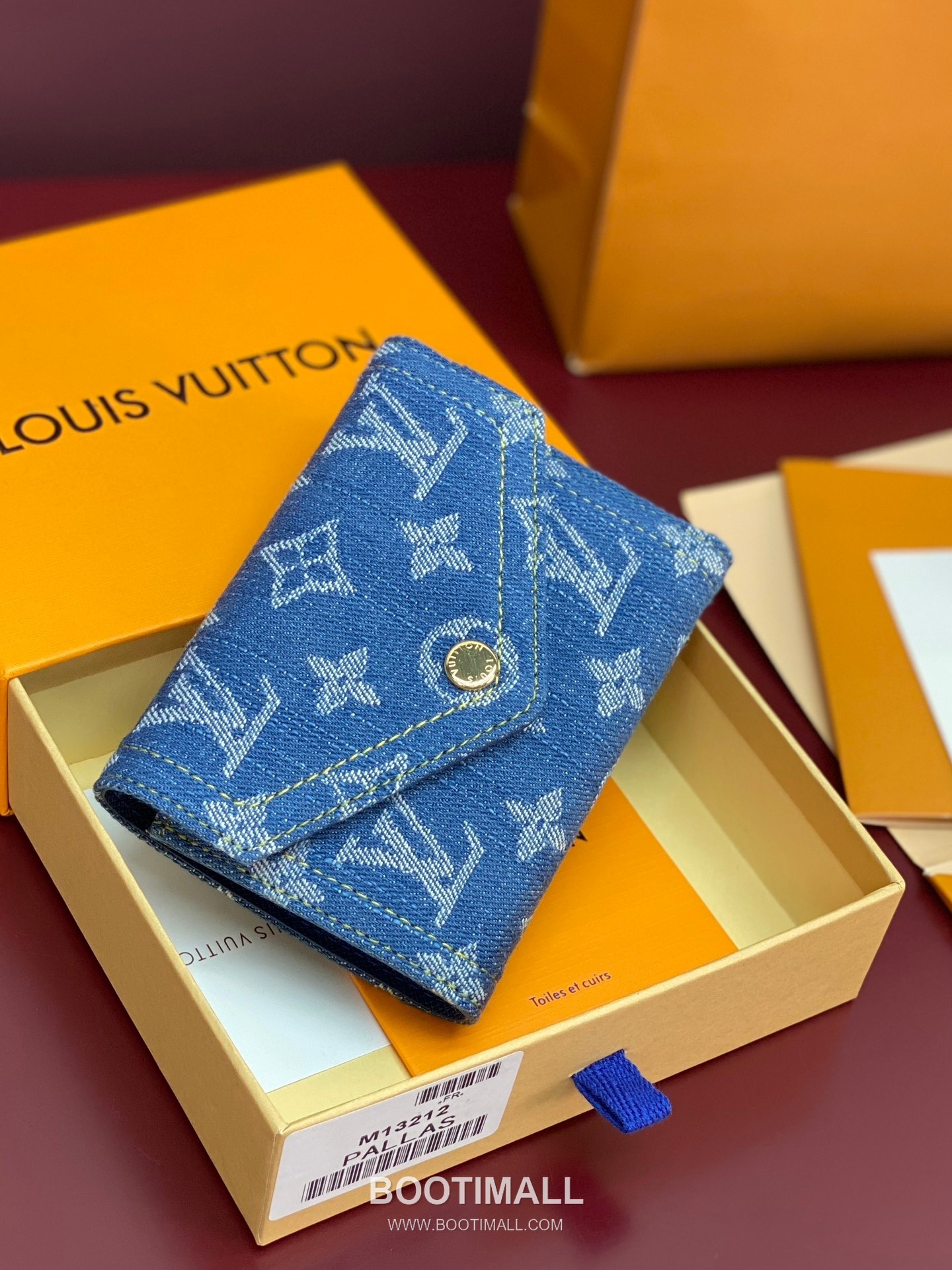 루이비통 빅토린 모노그램 데님 오가닉 코튼 레더 트리밍 블루 지갑 Louis Vuitton Victorine Monogram Denim Organic Cotton Leather Trim Blue Wallet M13212 12cm 3