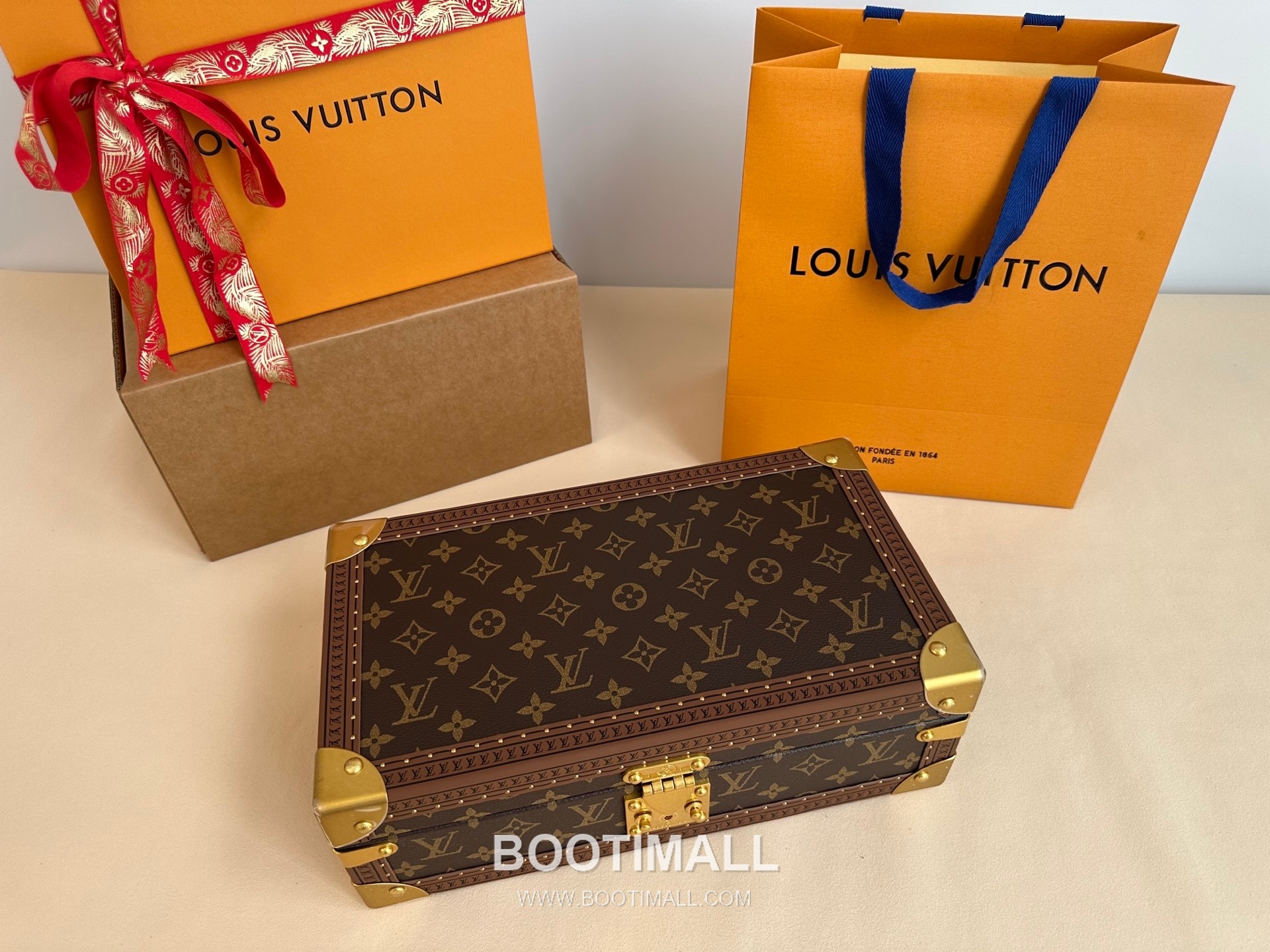 루이비통 워치 케이스 8구 모노그램 캔버스 벨벳 라이닝 실버 하드 트렁크 브라운 보관함 Louis Vuitton Watch Case 8 Slots Monogram Canvas Velvet Lining Silver Hardware Hard Trunk Brown Storage Case M4700B 34cm 3