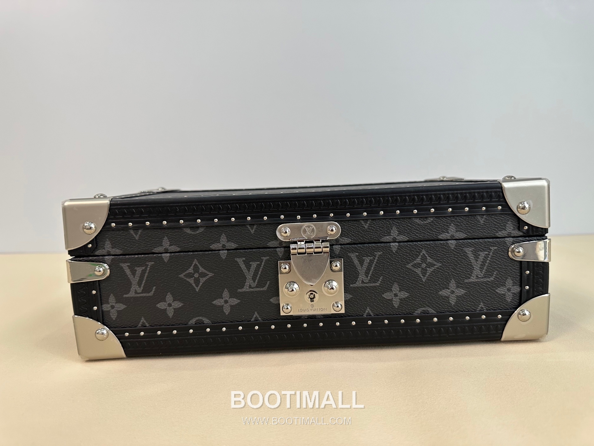 루이비통 워치 케이스 8구 모노그램 캔버스 벨벳 라이닝 실버 하드 트렁크 브라운 보관함 Louis Vuitton Watch Case 8 Slots Monogram Canvas Velvet Lining Silver Hardware Hard Trunk Brown Storage Case M4700B 34cm 1