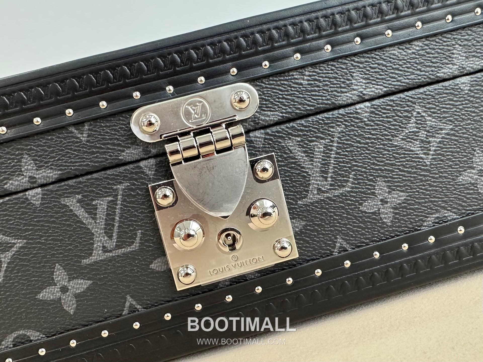 루이비통 워치 케이스 8구 모노그램 캔버스 벨벳 라이닝 실버 하드 트렁크 브라운 보관함 Louis Vuitton Watch Case 8 Slots Monogram Canvas Velvet Lining Silver Hardware Hard Trunk Brown Storage Case M4700B 34cm 6