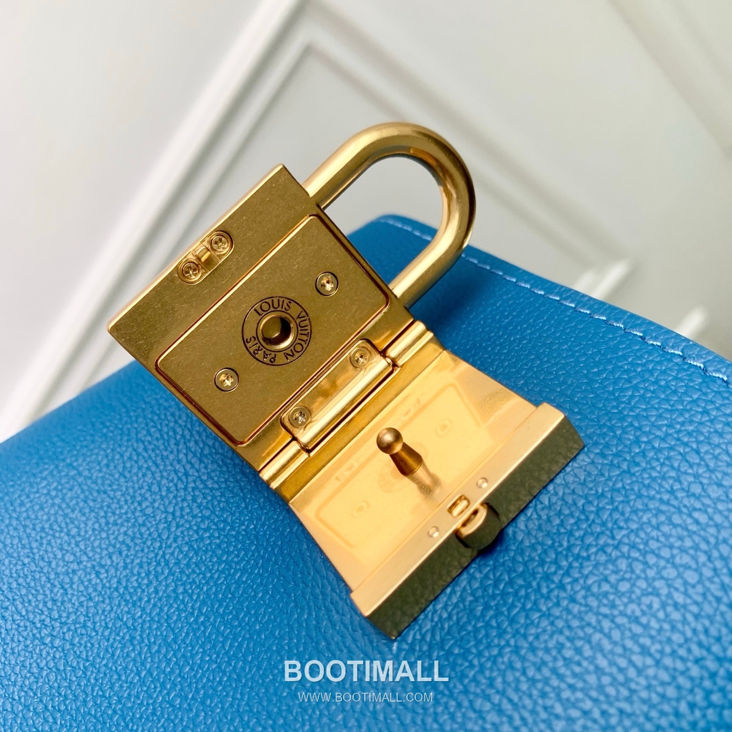 루이비통 로우키 카바스 미디엄 그레인 카우하이드 레더 락장식 블루 토트백 Louis Vuitton Low Key Cabas Medium Grain Cowhide Leather Lock Detail Blue Tote Bag M25341 47cm 6