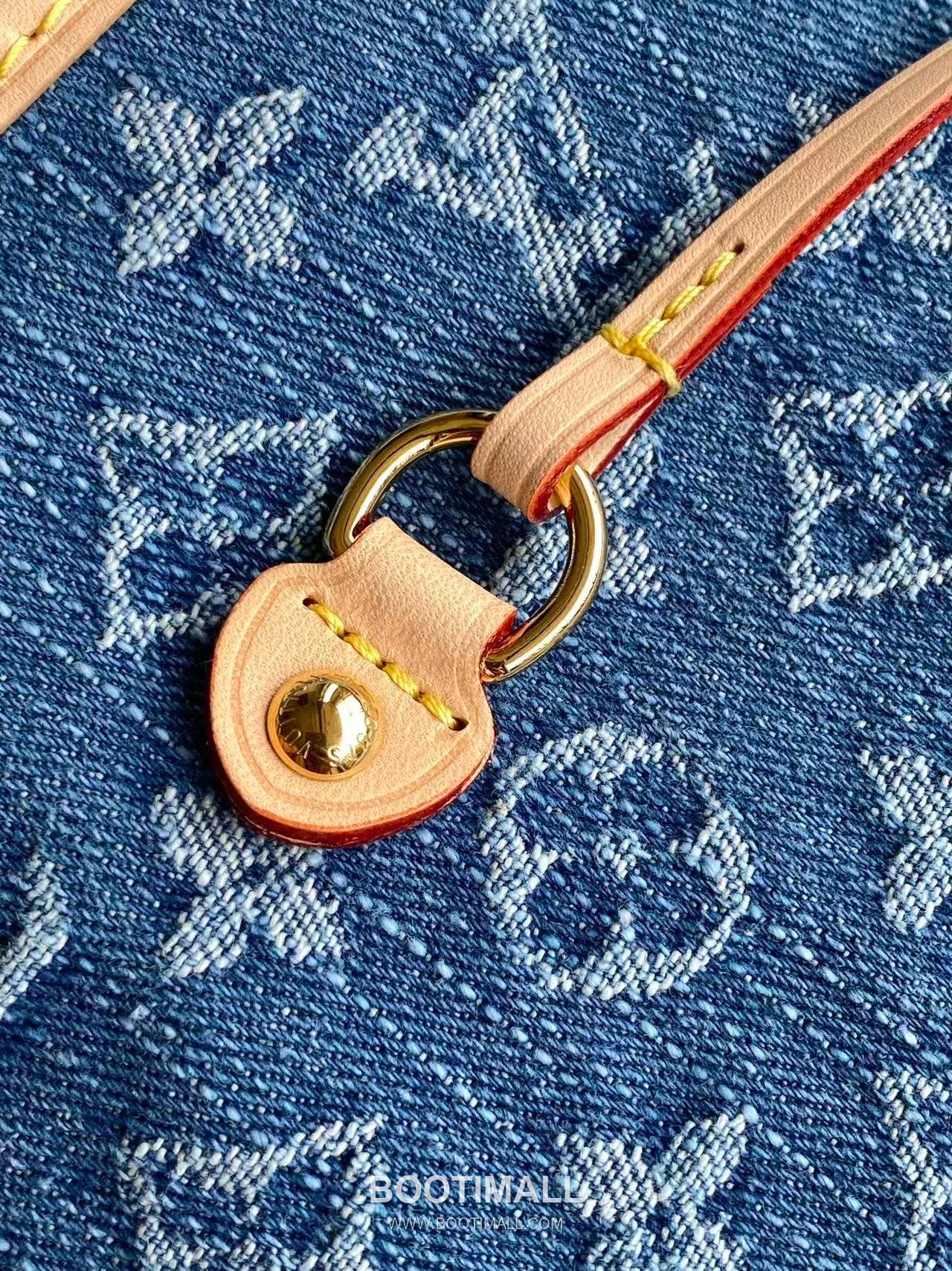 루이비통 네버우프 미디엄 모노그램 데님 레더 트리밍 펫 캐리어 블루 토트백 Louis Vuitton Neverwoof Medium Monogram Denim Leather Trim Pet Carrier Blue Tote Bag M28052 31cm 7