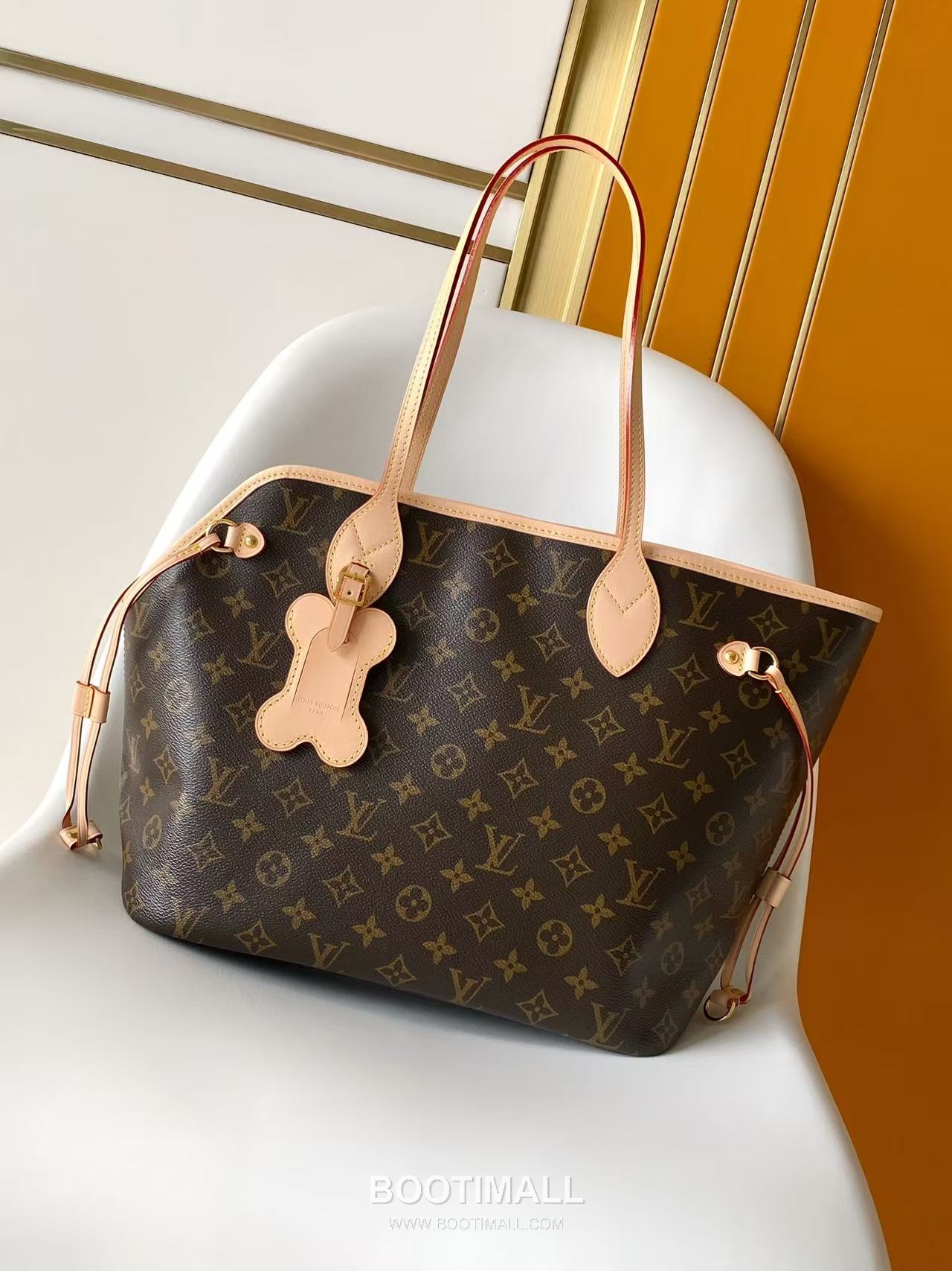 루이비통 네버우프 미디엄 모노그램 캔버스 레더 트리밍 펫 캐리어 브라운 토트백 Louis Vuitton Neverwoof Medium Monogram Canvas Leather Trim Pet Carrier Brown Tote Bag M27847 31cm 1