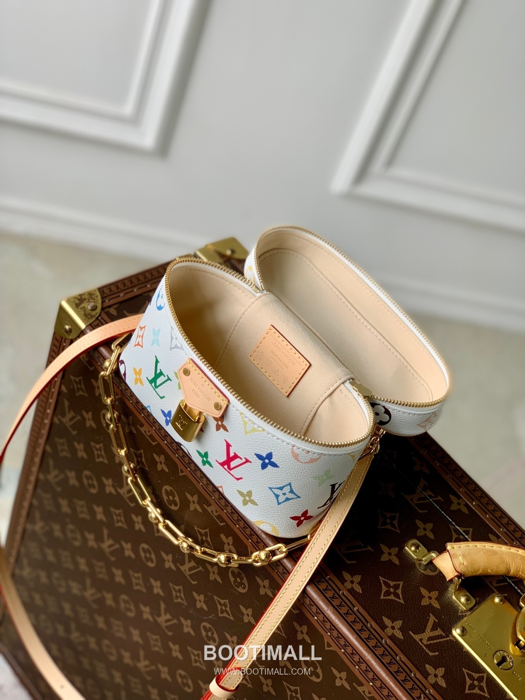 루이비통 바니티 파우치 모노그램 멀티컬러 코팅 캔버스 레더 트리밍 체인 브라운 숄더백 Louis Vuitton Vanity Pouch Monogram Multicolor Coated Canvas Leather Trim Chain Brown Shoulder Bag M13662 19cm 9