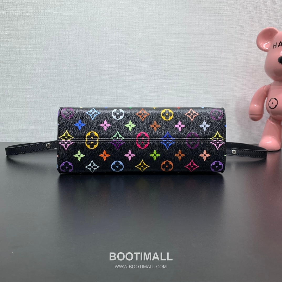 루이비통 온더고 이스트웨스트 모노그램 멀티컬러 코팅 캔버스 레더 트리밍 체인 브라운 숄더백 Louis Vuitton OnTheGo East West Monogram Multicolor Coated Canvas Leather Trim Chain Brown Shoulder Bag M13260 25cm 4