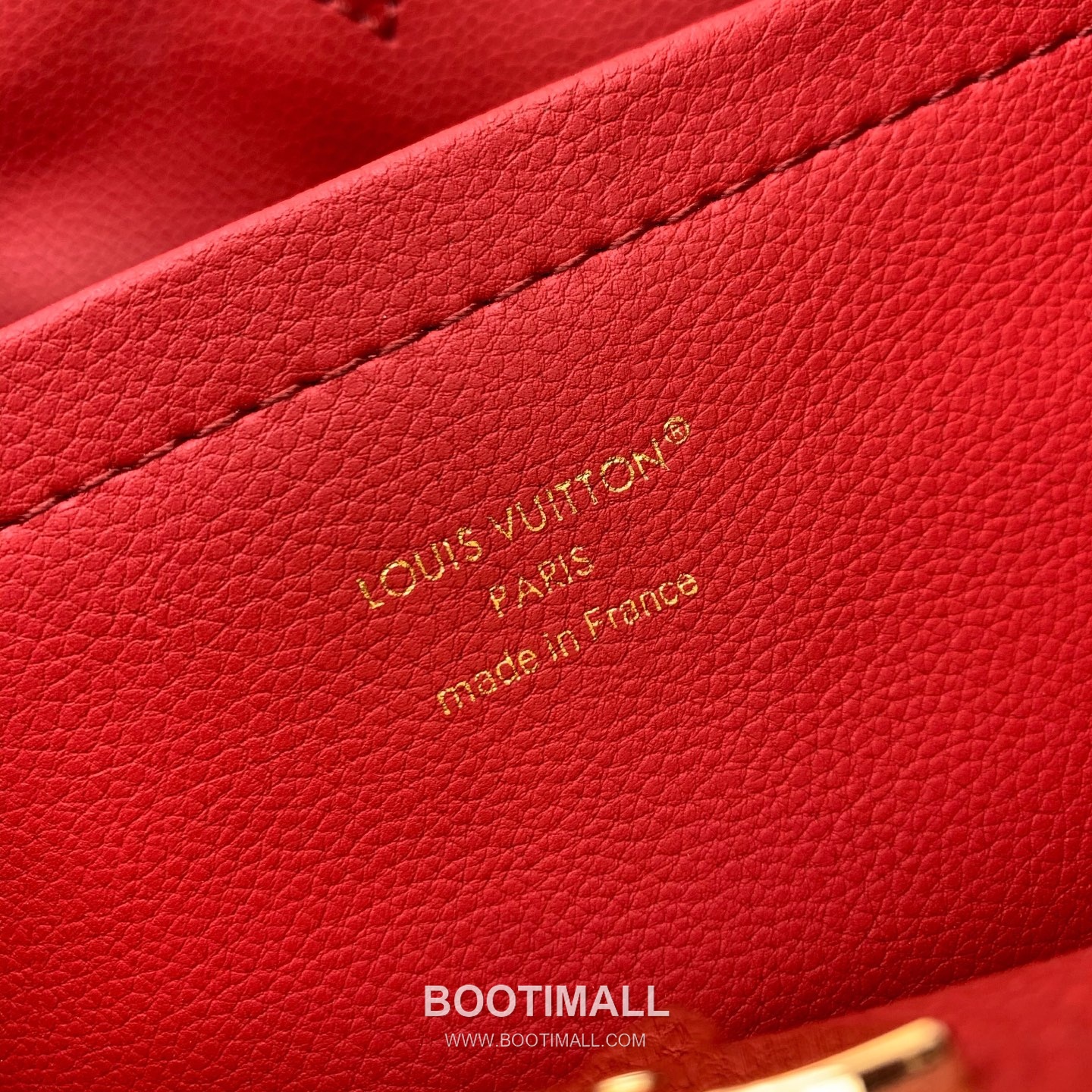 루이비통 카퓌신 라지 타우릴론 풀그레인 레더 V로고 플랩 그레이 토트백 Louis Vuitton Capucines Large Taurillon Full Grain Leather V Logo Flap Grey Tote Bag M26259 37.5cm 8