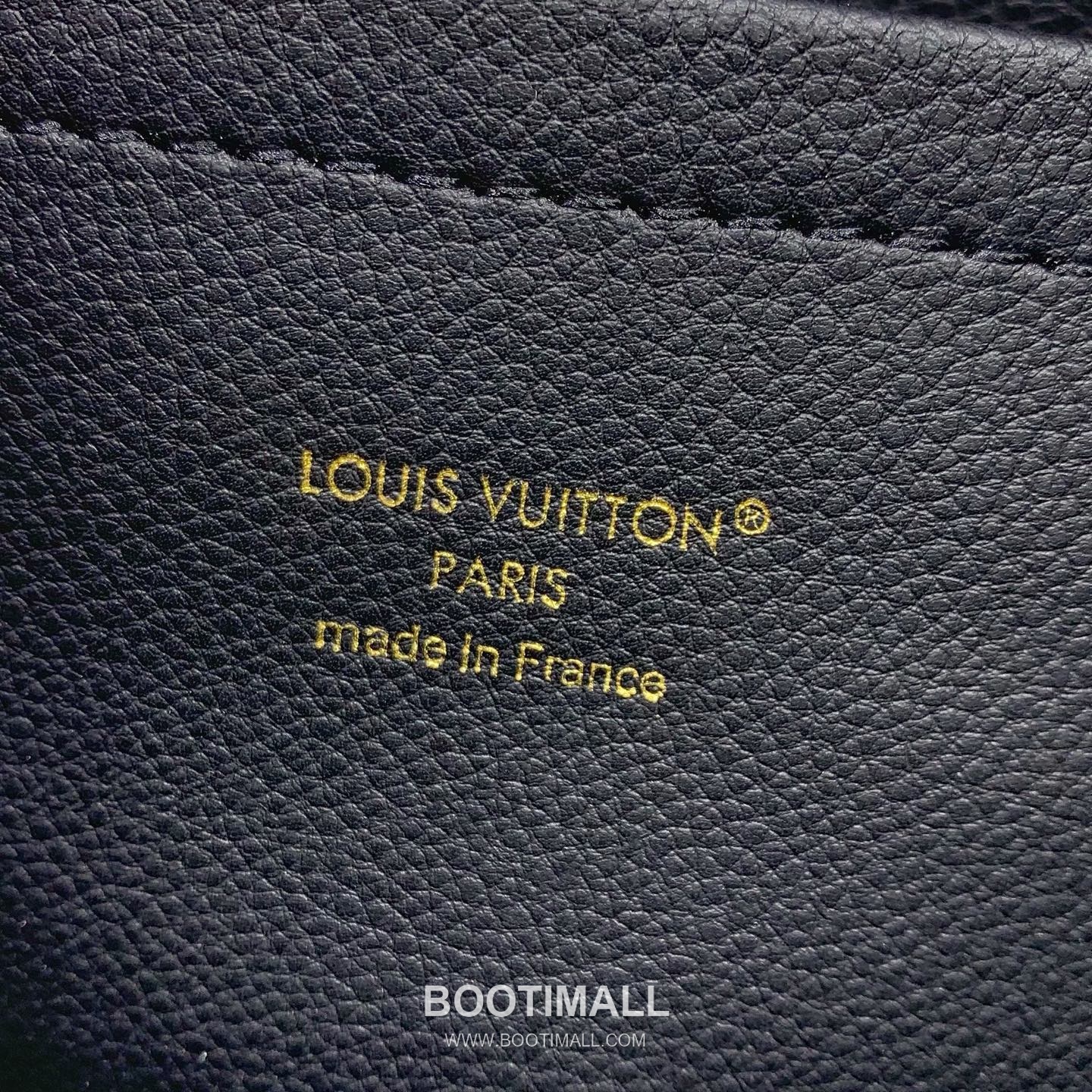 루이비통 카퓌신 라지 타우릴론 풀그레인 레더 V로고 플랩 그레이 토트백 Louis Vuitton Capucines Large Taurillon Full Grain Leather V Logo Flap Grey Tote Bag M26259 37.5cm 8