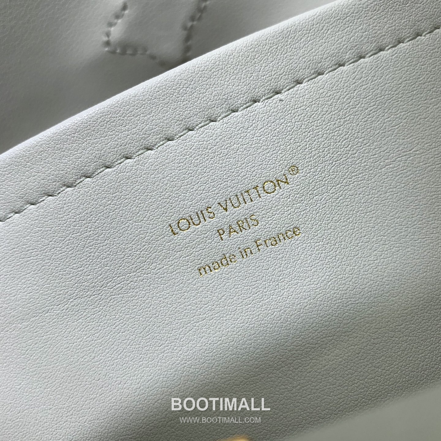 루이비통 카퓌신 라지 타우릴론 풀그레인 레더 V로고 플랩 베이지 토트백 Louis Vuitton Capucines Large Taurillon Full Grain Leather V Logo Flap Beige Tote Bag M27250 37.5cm 8