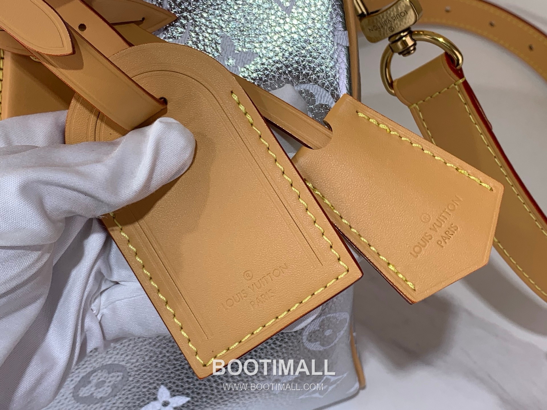 루이비통 스피디 P9 반둘리에 30 모노그램 카프스킨 레더 실버 더플백 Louis Vuitton Speedy P9 Bandouliere 30 Monogram Calfskin Leather Silver Duffle Bag M28384 32cm 5