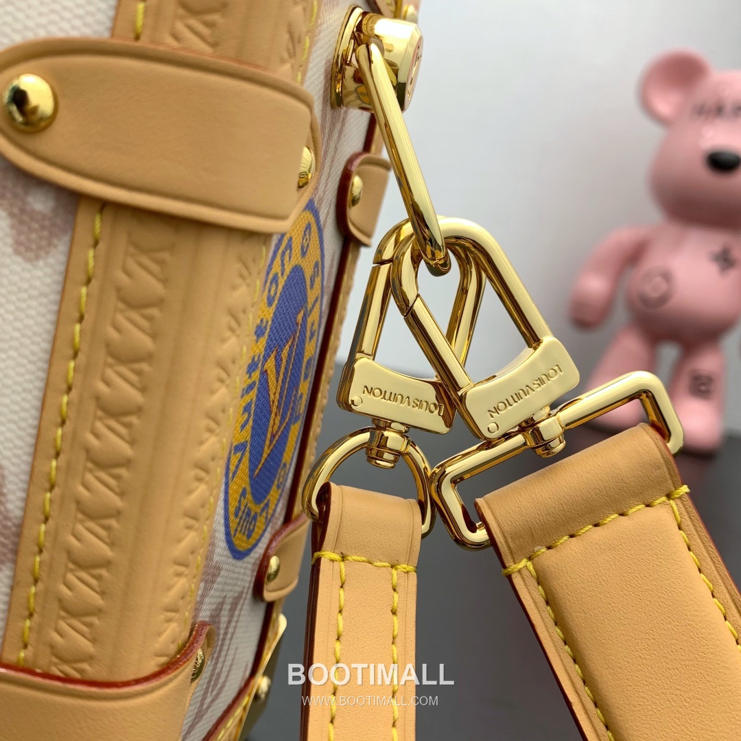 루이비통 사이드 트렁크 미디엄 모노그램 듄 캔버스 레더 트리밍 에어플레인 참 브라운 숄더백 Louis Vuitton Side Trunk Medium Monogram Dune Canvas Leather Trim Airplane Charm Brown Shoulder Bag M14606 23.5cm 7