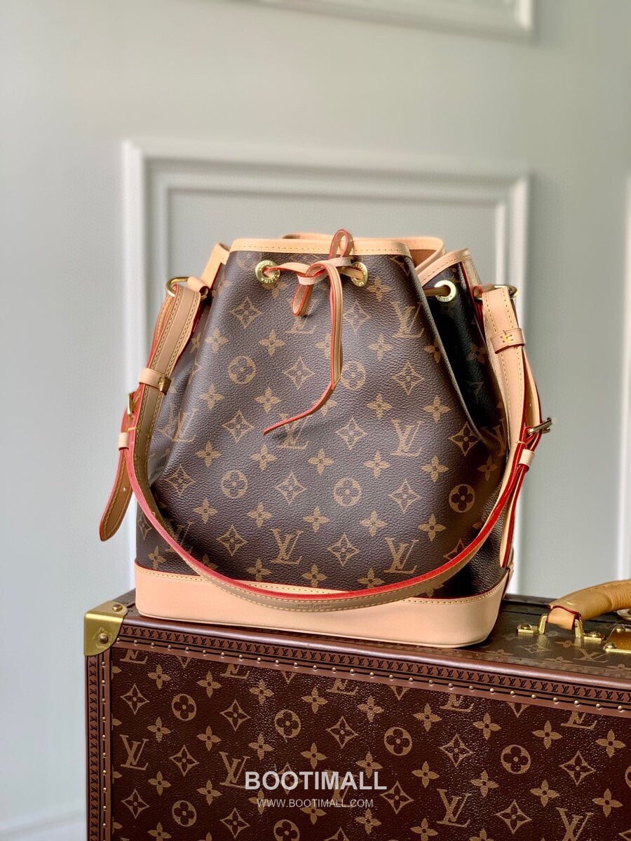 루이비통 노에 BB 모노그램 코팅 캔버스 레더 트리밍 브라운 버킷백 Louis Vuitton Noe BB Monogram Coated Canvas Leather Trim Brown Bucket Bag N40818 27cm 1