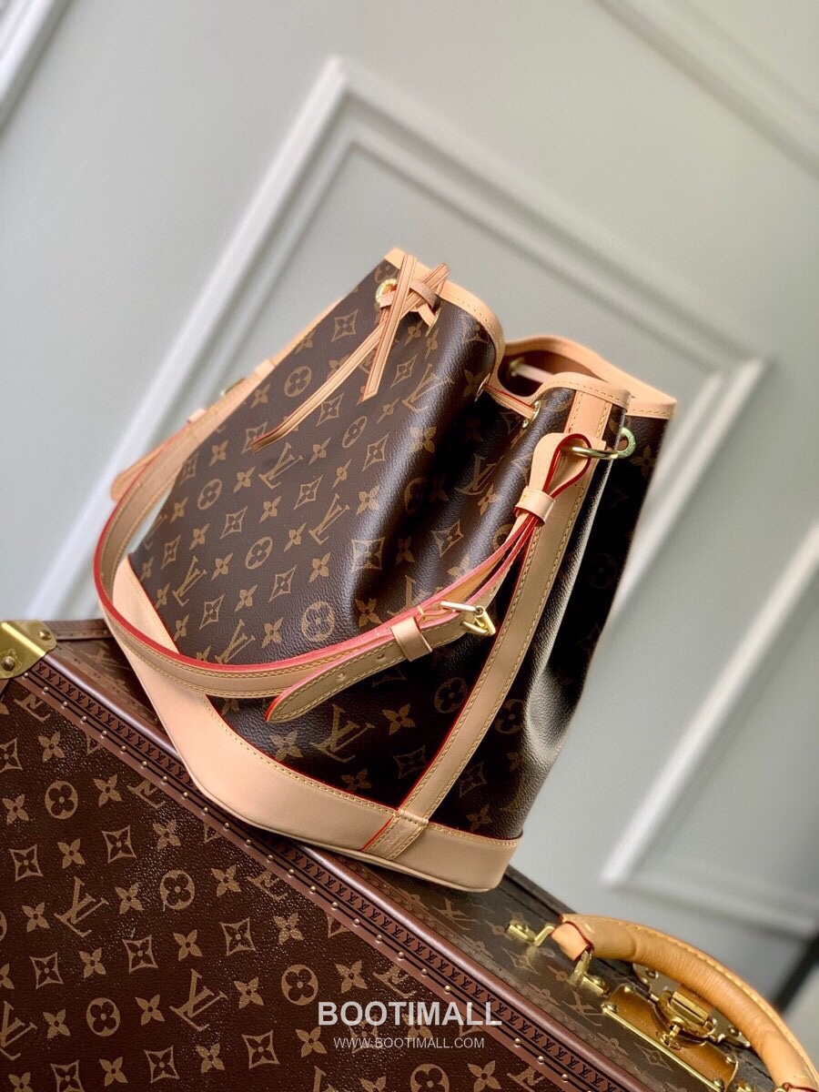 루이비통 노에 BB 모노그램 코팅 캔버스 레더 트리밍 브라운 버킷백 Louis Vuitton Noe BB Monogram Coated Canvas Leather Trim Brown Bucket Bag N40818 27cm 3
