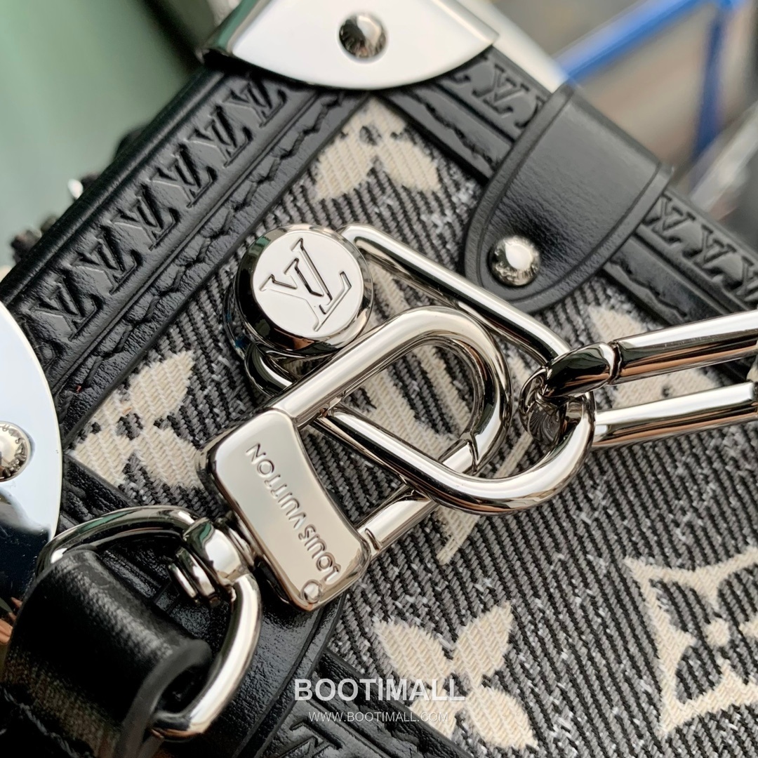 루이비통 사이드 트렁크 모노그램 데님 자카드 레더 트리밍 블루 숄더백 Louis Vuitton Side Trunk Monogram Denim Jacquard Leather Trim Blue Shoulder Bag M21460 21cm 7