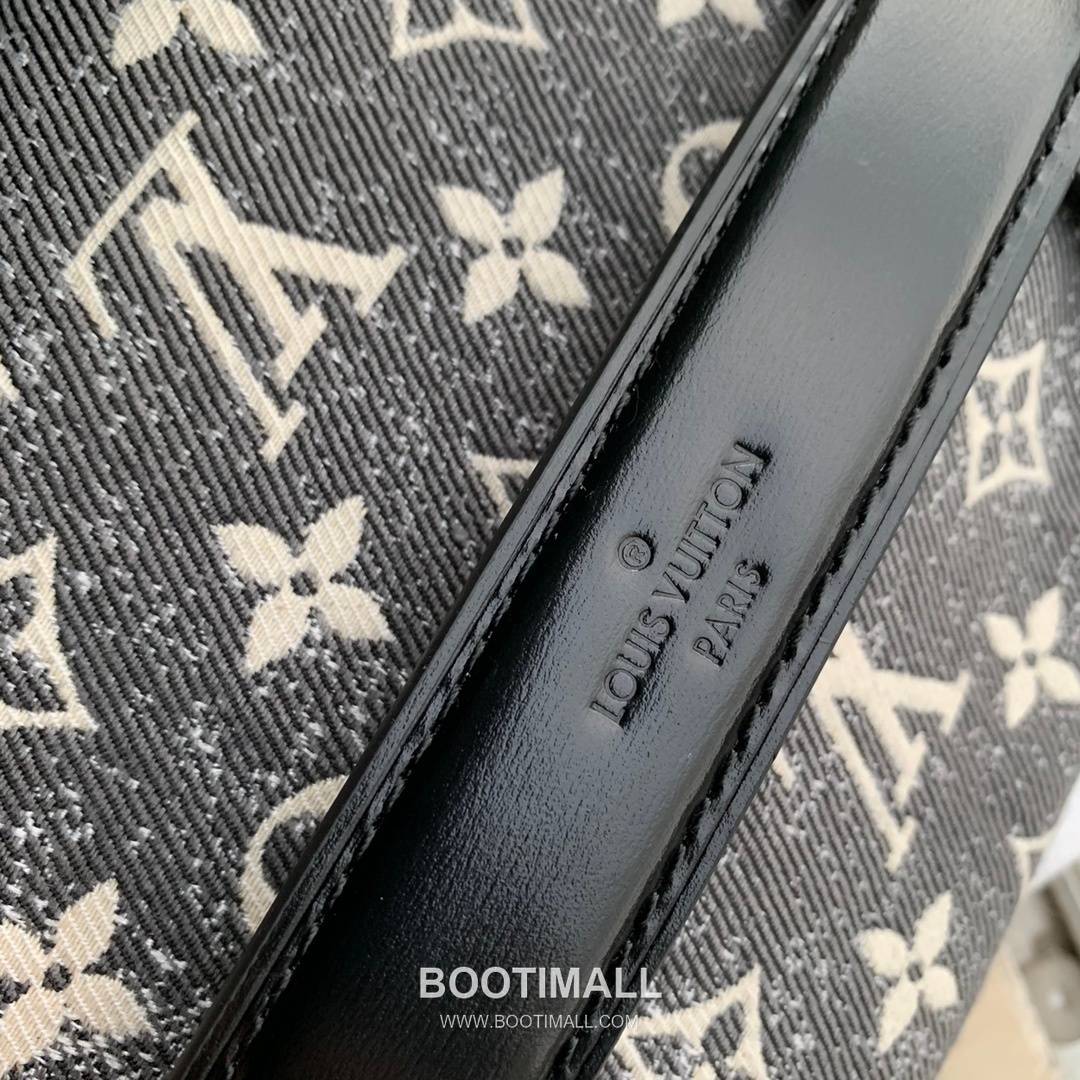 루이비통 사이드 트렁크 모노그램 데님 자카드 레더 트리밍 블루 숄더백 Louis Vuitton Side Trunk Monogram Denim Jacquard Leather Trim Blue Shoulder Bag M21460 21cm 8