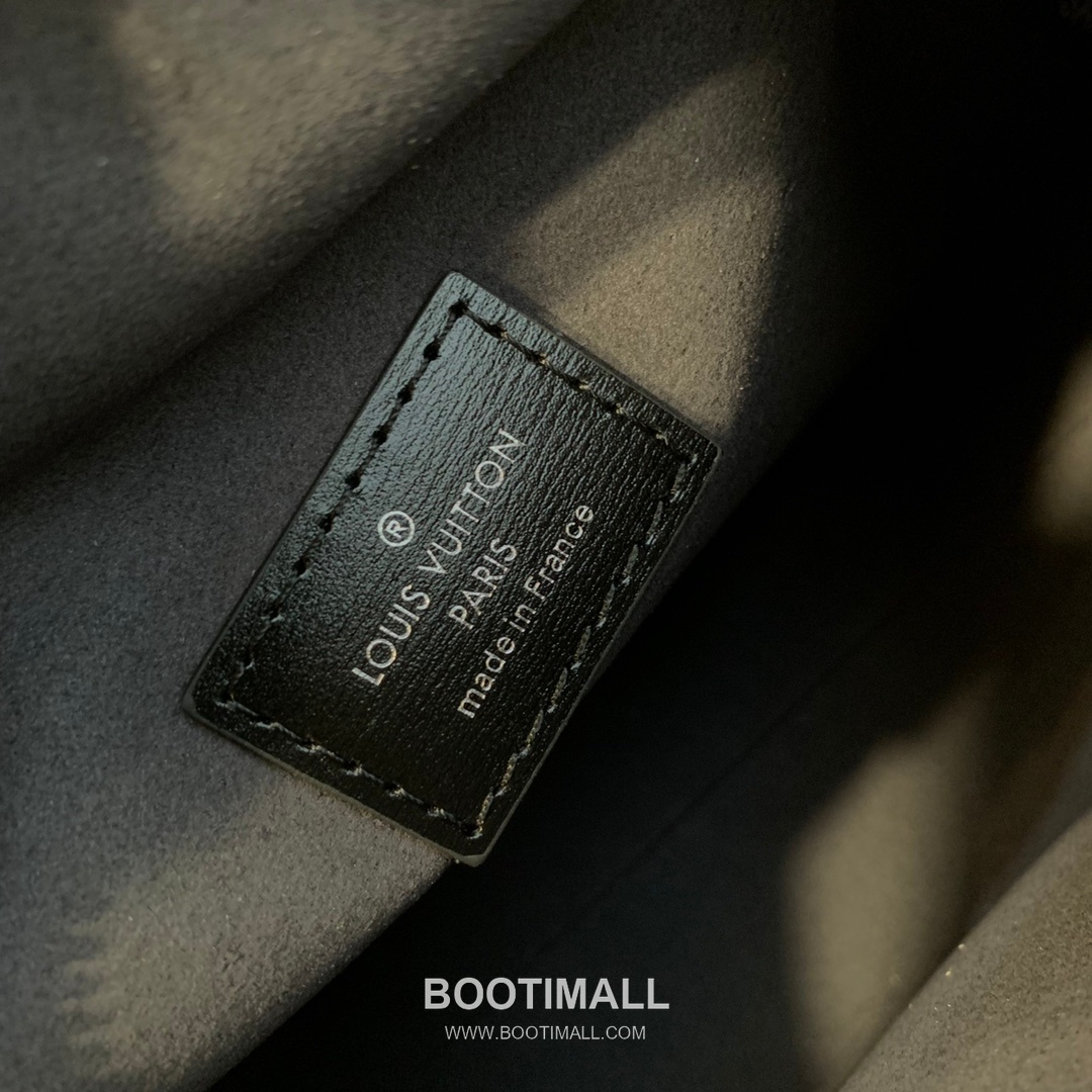 루이비통 사이드 트렁크 모노그램 데님 자카드 레더 트리밍 블루 숄더백 Louis Vuitton Side Trunk Monogram Denim Jacquard Leather Trim Blue Shoulder Bag M21460 21cm 9