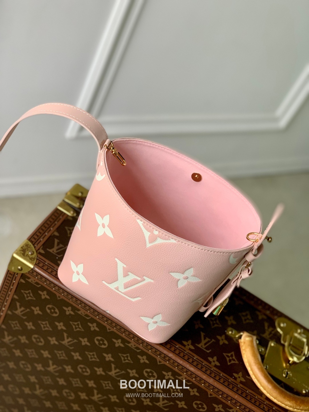 루이비통 올인 BB 모노그램 앙프렝뜨 레더 핑크 토트백 Louis Vuitton All In BB Monogram Empreinte Leather Pink Tote Bag M14356 16cm 9
