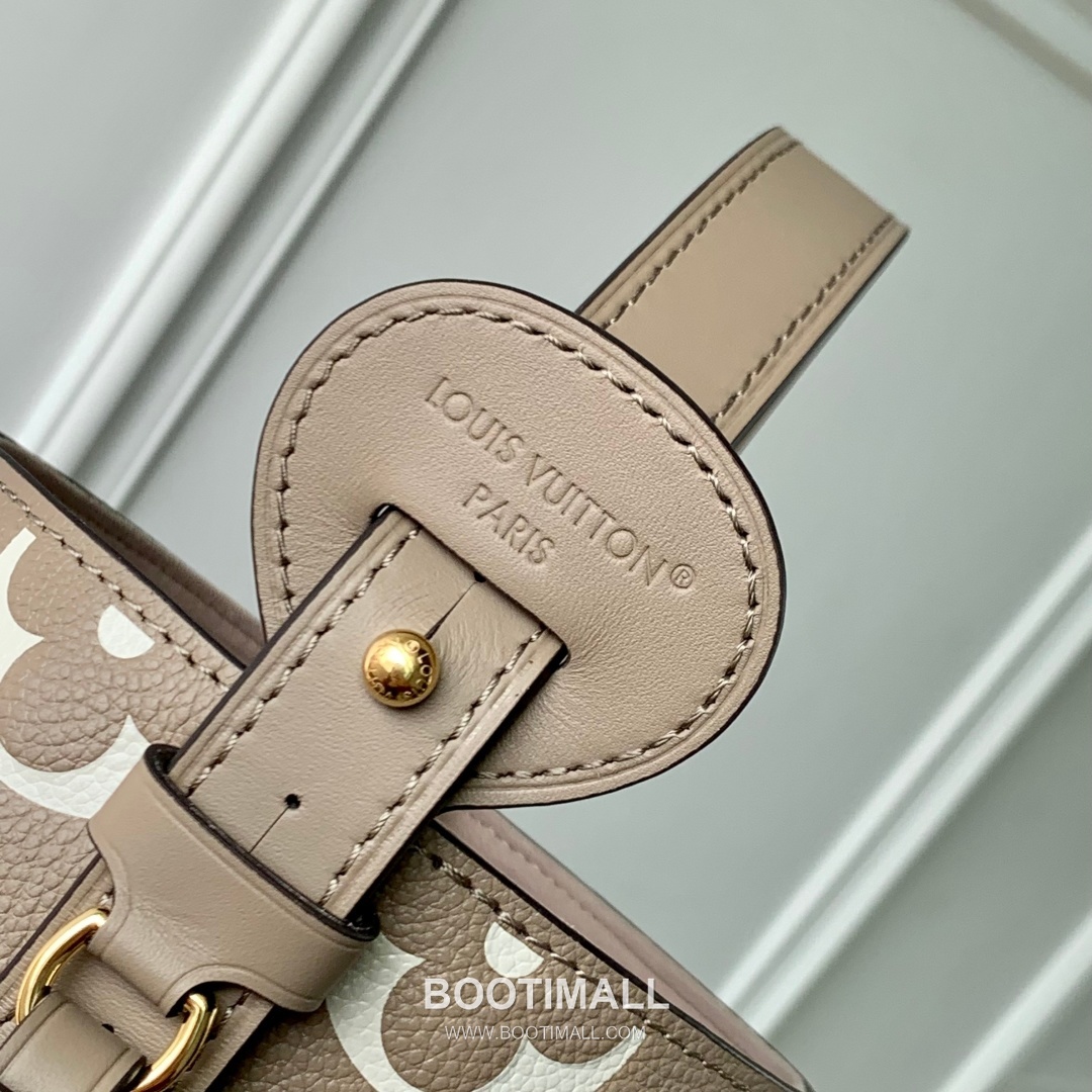 루이비통 올인 BB 모노그램 앙프렝뜨 레더 그레이 토트백 Louis Vuitton All In BB Monogram Empreinte Leather Grey Tote Bag M13045 16cm 5