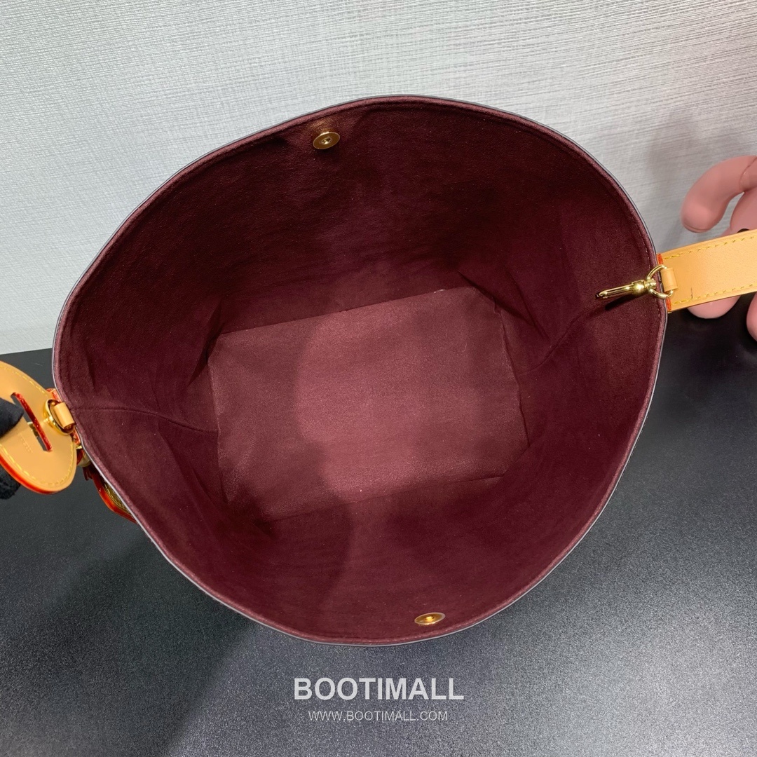 루이비통 올인 라지 모노그램 캔버스 레더 트리밍 브라운 버킷백 Louis Vuitton All In Large Monogram Canvas Leather Trim Brown Bucket Bag M12926 26cm 4