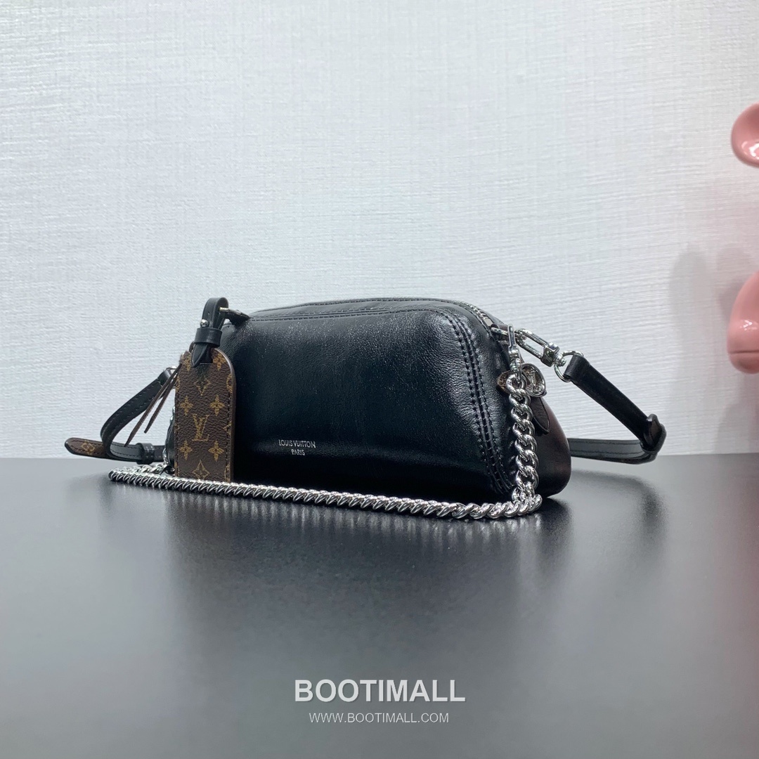 루이비통 포쉐트 바이브 램스킨 레더 체인 스트랩 블랙 숄더백 Louis Vuitton Pochette Vibe Lambskin Leather Chain Strap Black Shoulder Bag M14544 25cm 2