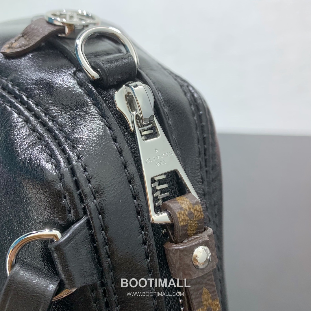 루이비통 포쉐트 바이브 램스킨 레더 체인 스트랩 블랙 숄더백 Louis Vuitton Pochette Vibe Lambskin Leather Chain Strap Black Shoulder Bag M14544 25cm 6