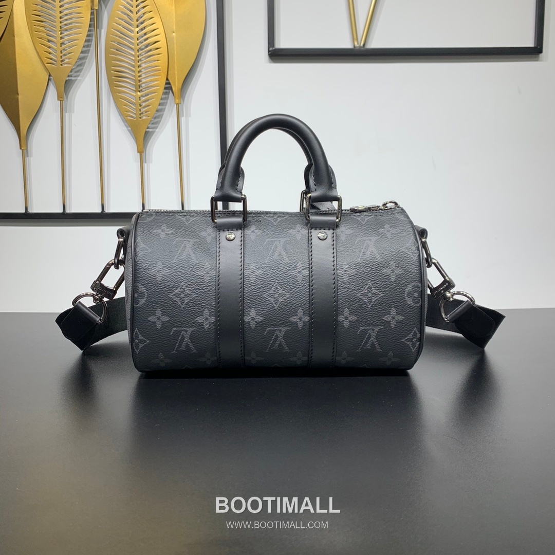 루이비통 키폴 25 모노그램 이클립스 리버스 캔버스 레더 트리밍 블랙 더플백 Louis Vuitton Keepall 25 Monogram Eclipse Reverse Canvas Leather Trim Black Duffle Bag M46271 25cm 2