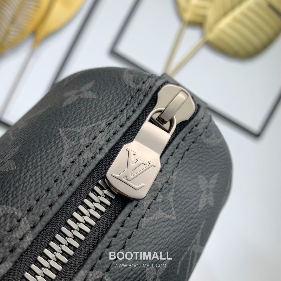 루이비통 키폴 25 모노그램 이클립스 리버스 캔버스 레더 트리밍 블랙 더플백 Louis Vuitton Keepall 25 Monogram Eclipse Reverse Canvas Leather Trim Black Duffle Bag M46271 25cm 5