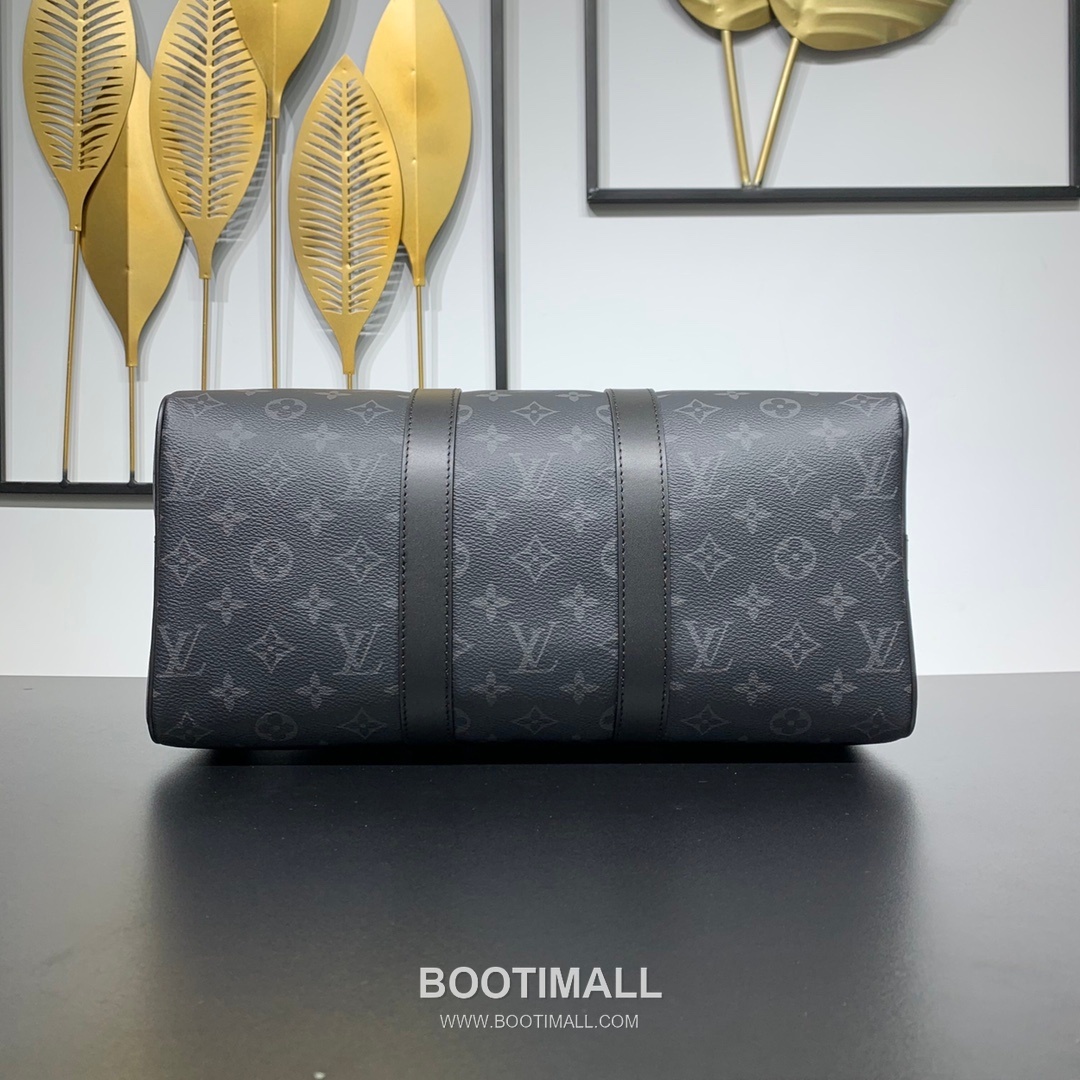 루이비통 키폴 반둘리에 35 모노그램 이클립스 코팅 캔버스 레더 트리밍 블랙 더플백 Louis Vuitton Keepall Bandouliere 35 Monogram Eclipse Coated Canvas Leather Trim Black Duffle Bag M46655 34cm 3