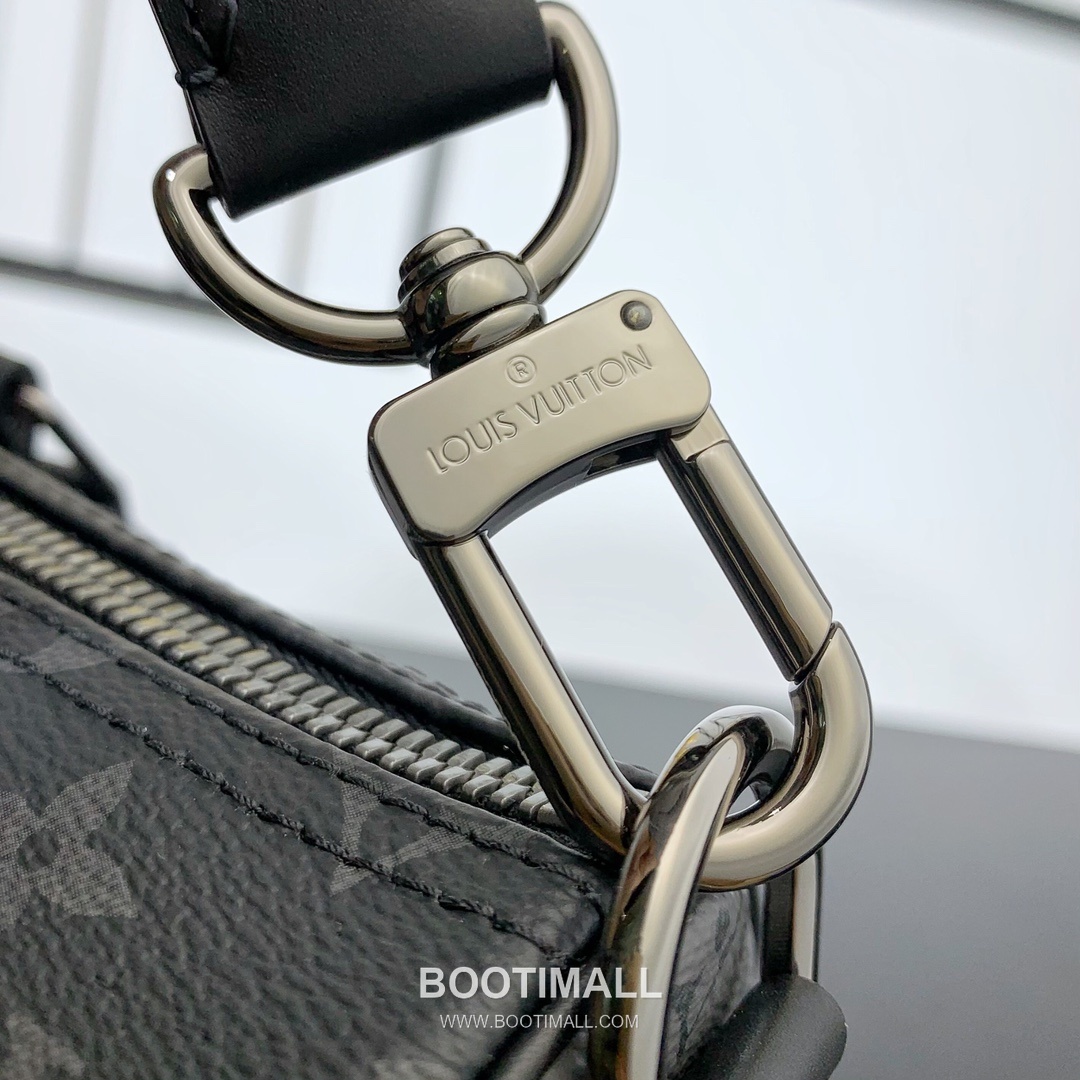 루이비통 키폴 반둘리에 35 모노그램 이클립스 코팅 캔버스 레더 트리밍 블랙 더플백 Louis Vuitton Keepall Bandouliere 35 Monogram Eclipse Coated Canvas Leather Trim Black Duffle Bag M46655 34cm 7