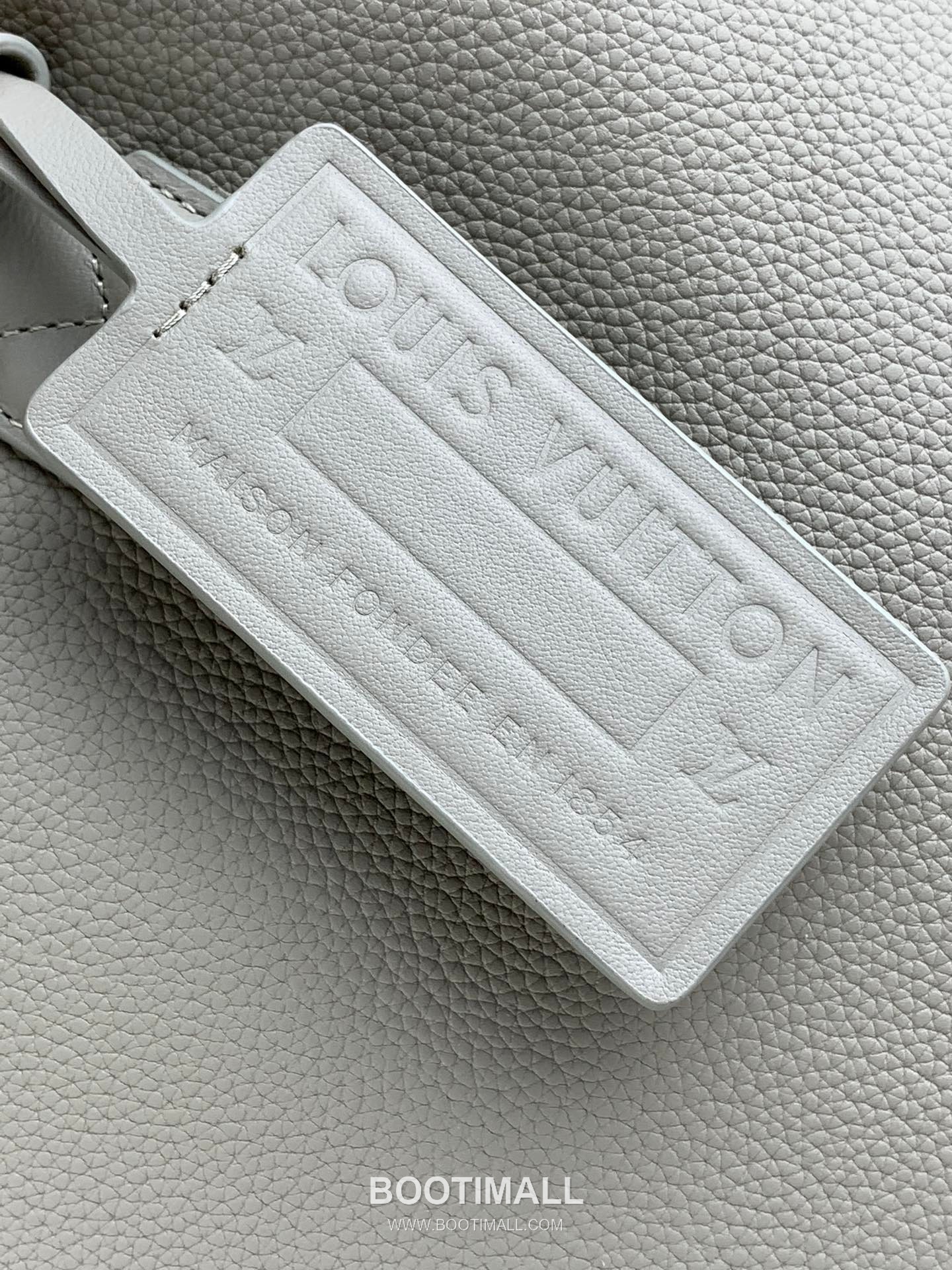 루이비통 에어로그램 토트 브리프케이스 카프스킨 레더 LV 로고 그레이그린 토트백 Louis Vuitton Aerogram Tote Briefcase Calfskin Leather LV Logo Grey Green Tote Bag M22506 38cm 6