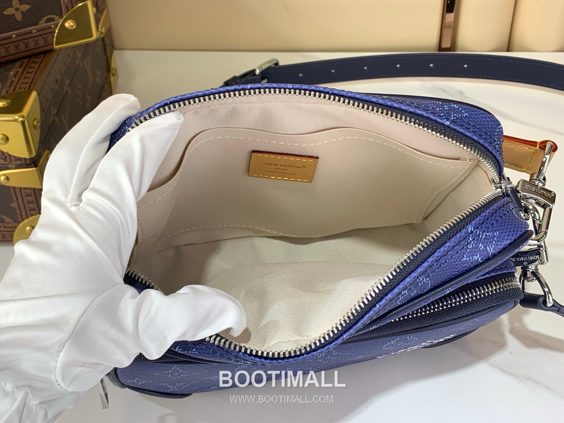 루이비통 닐 크로스백 모노그램 헤리티지 캔버스 레더 트리밍 블루 숄더백 Louis Vuitton Nil Crossbody Bag Monogram Heritage Canvas Leather Trim Blue Shoulder Bag M26823 25cm 8