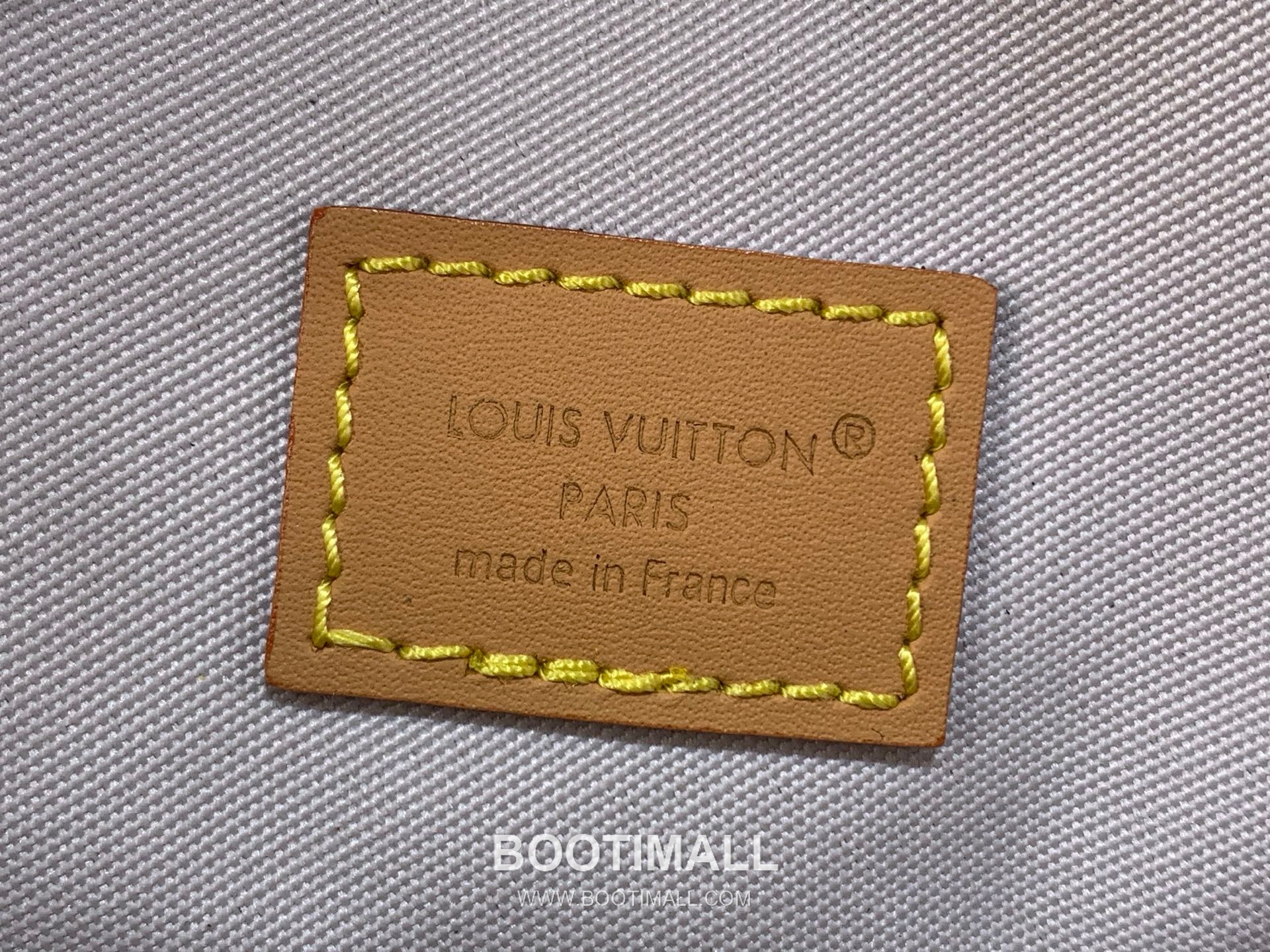 루이비통 러시 범백 모노그램 섀도우 카프스킨 레더 블루 힙색 Louis Vuitton Rush Bumbag Monogram Shadow Calfskin Leather Blue Belt Bag M27152 30cm 9