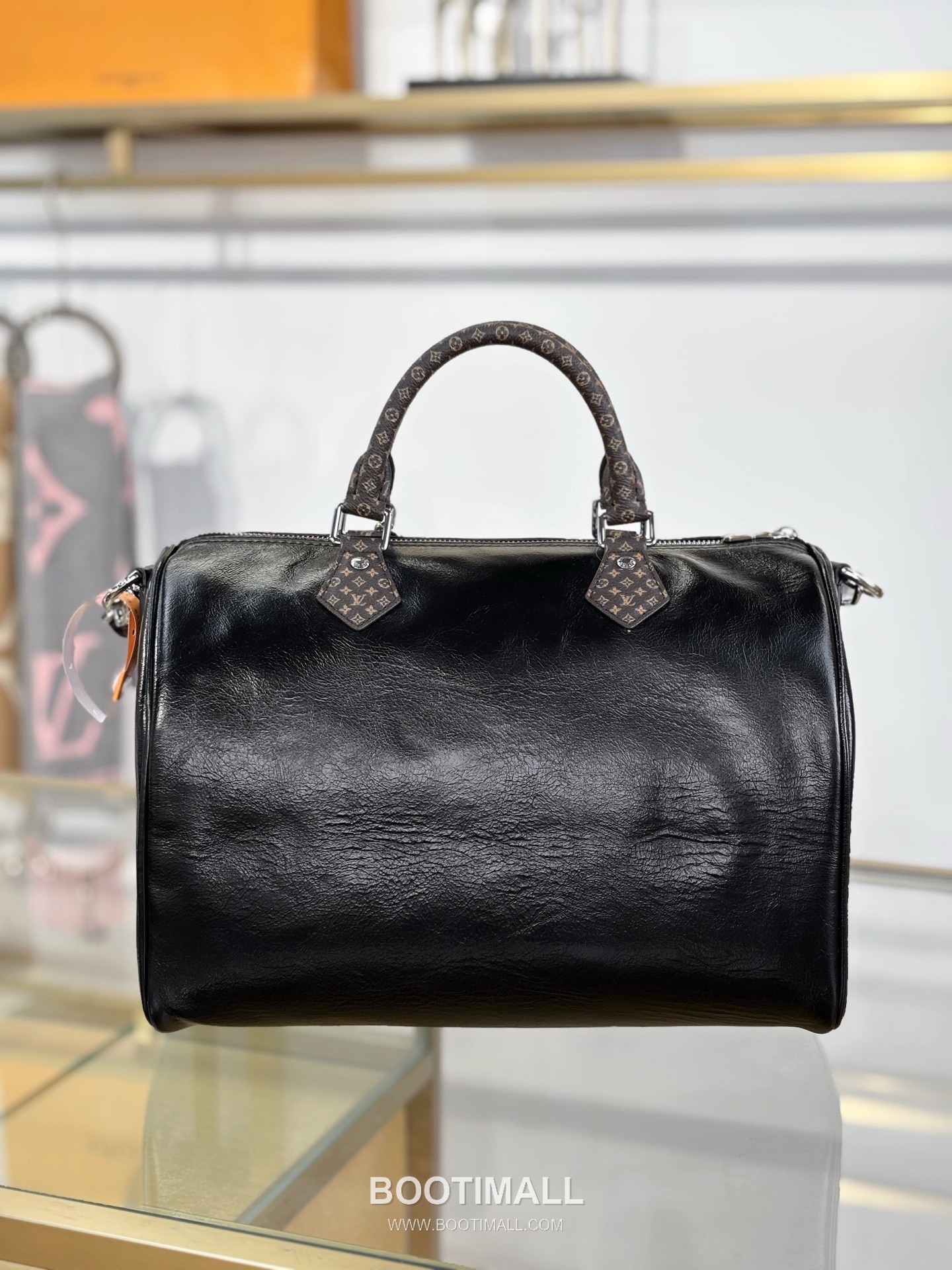 루이비통 수입원단 메탈디테일 소프트 블랙 보스턴 토트백 Louis Vuitton Imported Fabric Metal Detail Soft Black Boston Tote Bag M29419 30cm 14