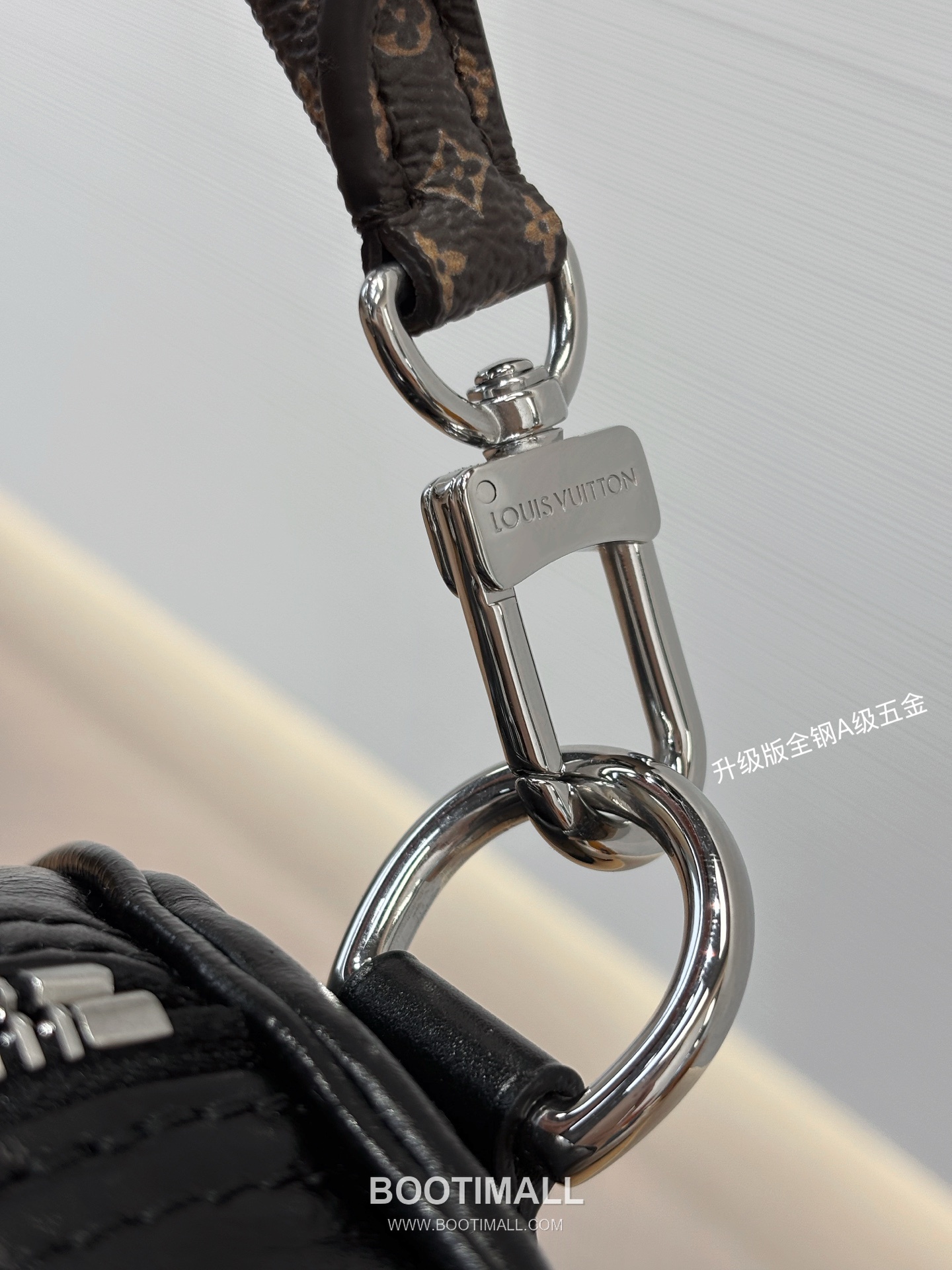 루이비통 수입원단 메탈디테일 소프트 블랙 보스턴 토트백 Louis Vuitton Imported Fabric Metal Detail Soft Black Boston Tote Bag M29419 30cm 24