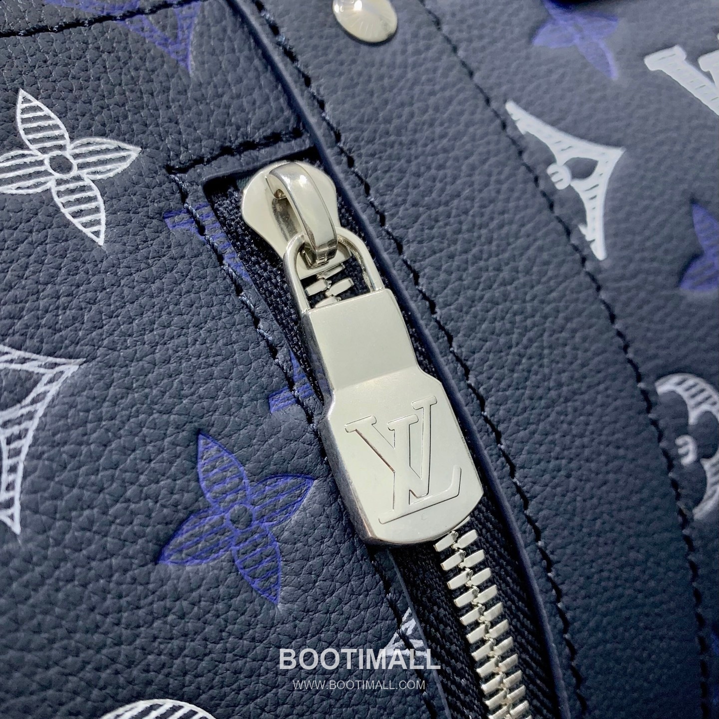루이비통 모노그램 쉐도우 레더 그라데이션 프린트 블랙 더플백 Louis Vuitton Monogram Shadow Leather Gradient Print Black Duffle Bag M28617 27.5cm 8