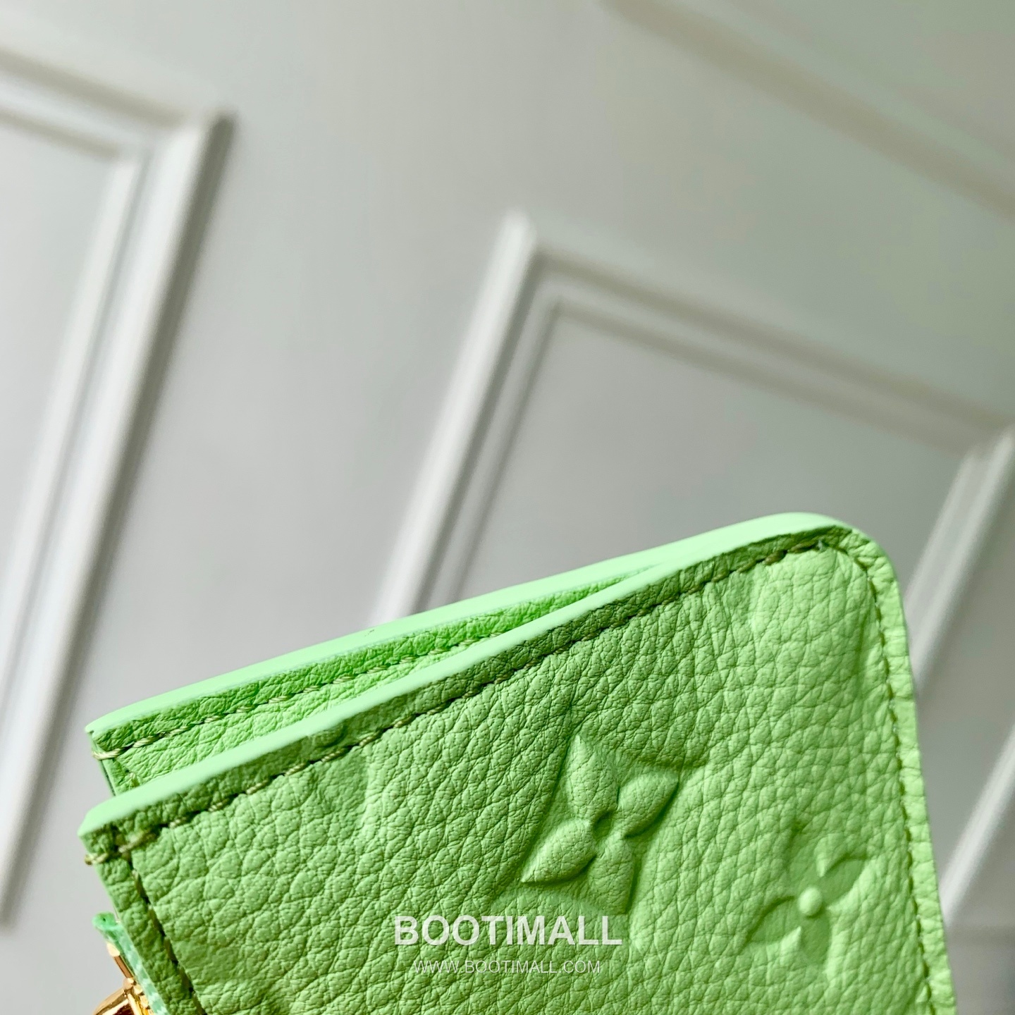 루이비통 모노그램 앙프렝뜨 레더 LV참 지퍼 그린 카드지갑 Louis Vuitton Monogram Empreinte Leather LV Charm Zipper Green Card Holder M27668 12cm 6