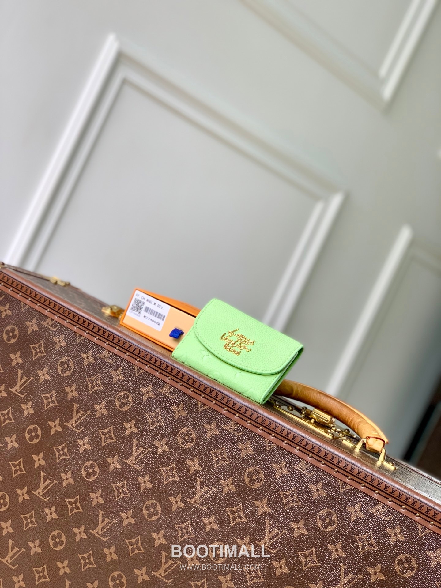 루이비통 모노그램 앙프렝뜨 레더 LV버튼 컴팩트 그린 반지갑 Louis Vuitton Monogram Empreinte Leather LV Button Compact Green Wallet M27480 11cm 1