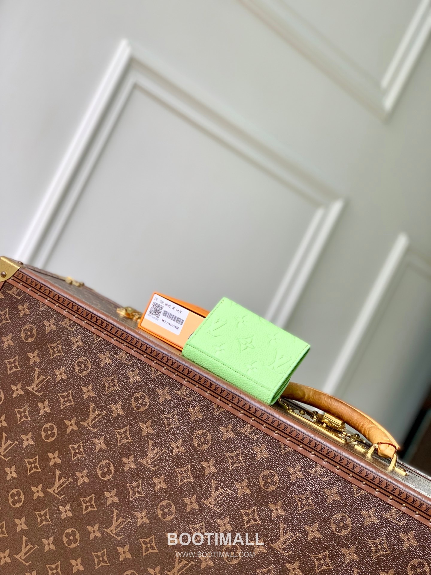 루이비통 모노그램 앙프렝뜨 레더 LV버튼 컴팩트 그린 반지갑 Louis Vuitton Monogram Empreinte Leather LV Button Compact Green Wallet M27480 11cm 2