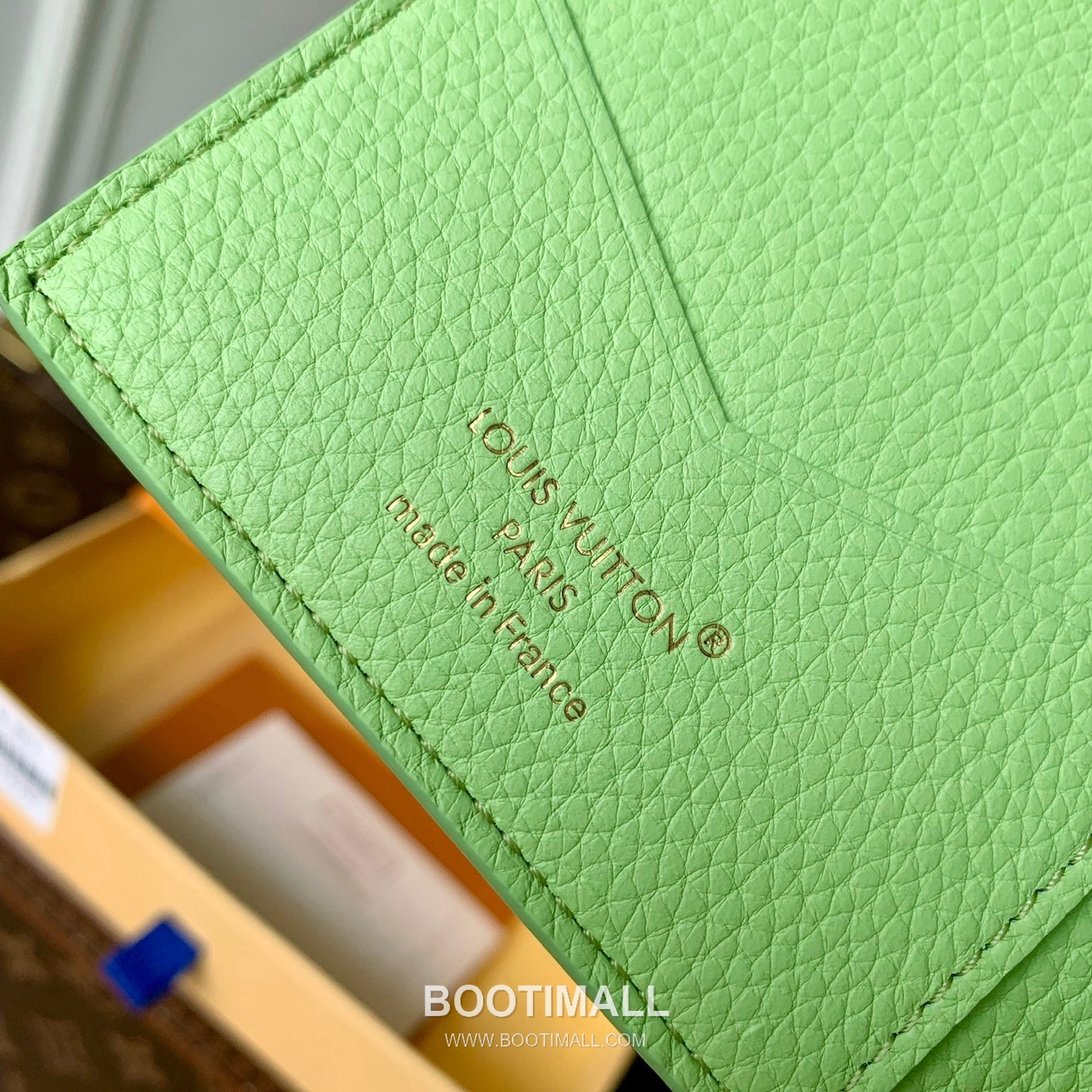 루이비통 모노그램 앙프렝뜨 레더 카드슬롯 그린 여권케이스 Louis Vuitton Monogram Empreinte Leather Card Slot Green Passport Case M27678 14cm 10