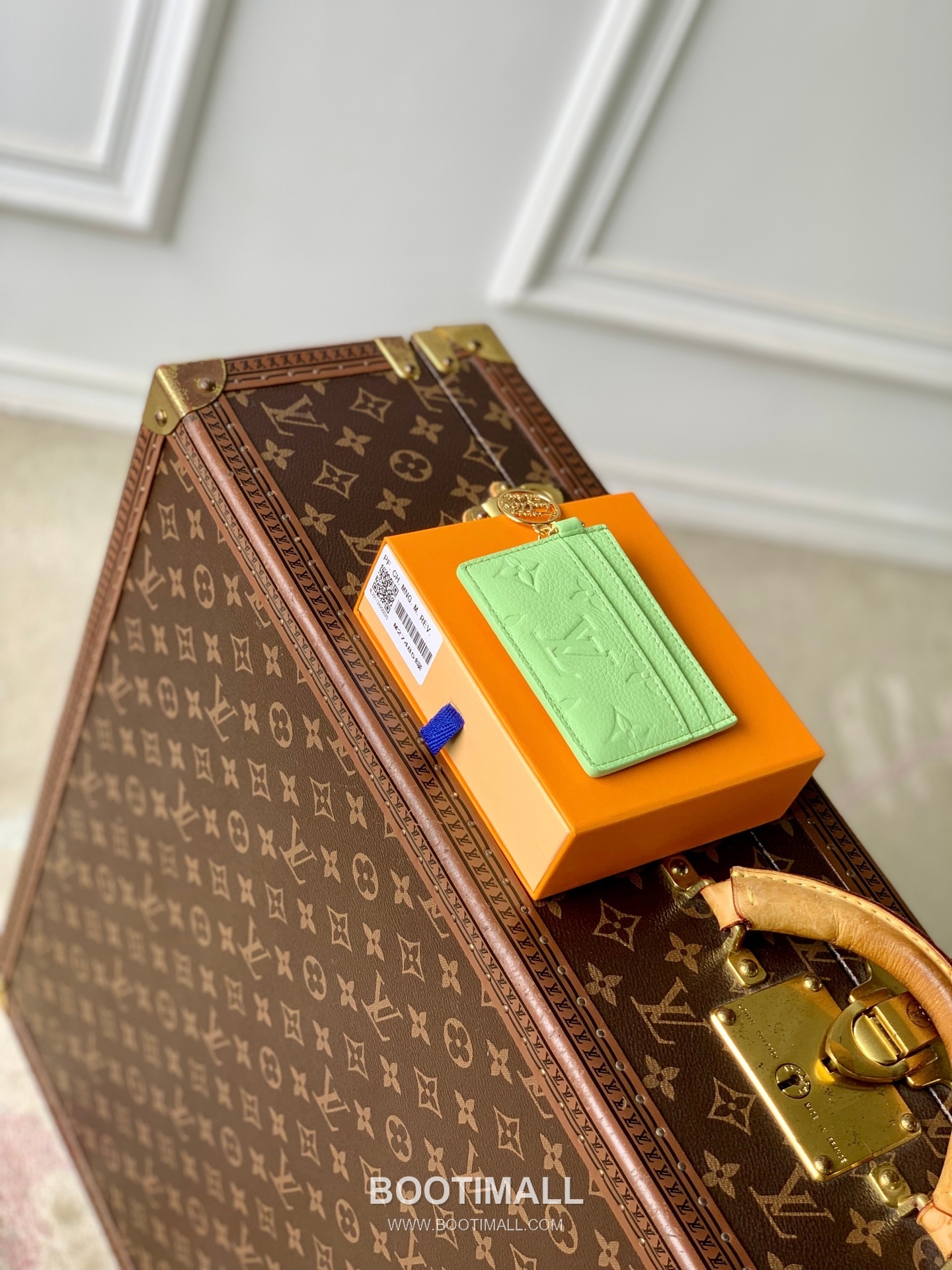 루이비통 모노그램 앙프렝뜨 레더 LV참 카드슬롯 그린 카드지갑 Louis Vuitton Monogram Empreinte Leather LV Charm Card Slot Green Card Holder M27485 10.2cm 3