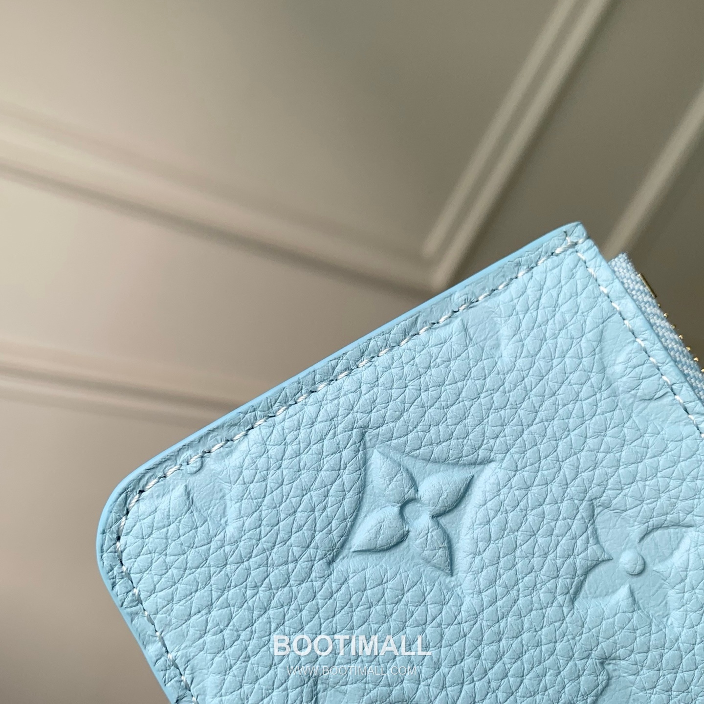 루이비통 모노그램 앙프렝뜨 레더 LV참 지퍼 라이트그린 카드지갑 Louis Vuitton Monogram Empreinte Leather LV Charm Zipper Light Green Card Holder M27668 12cm 6