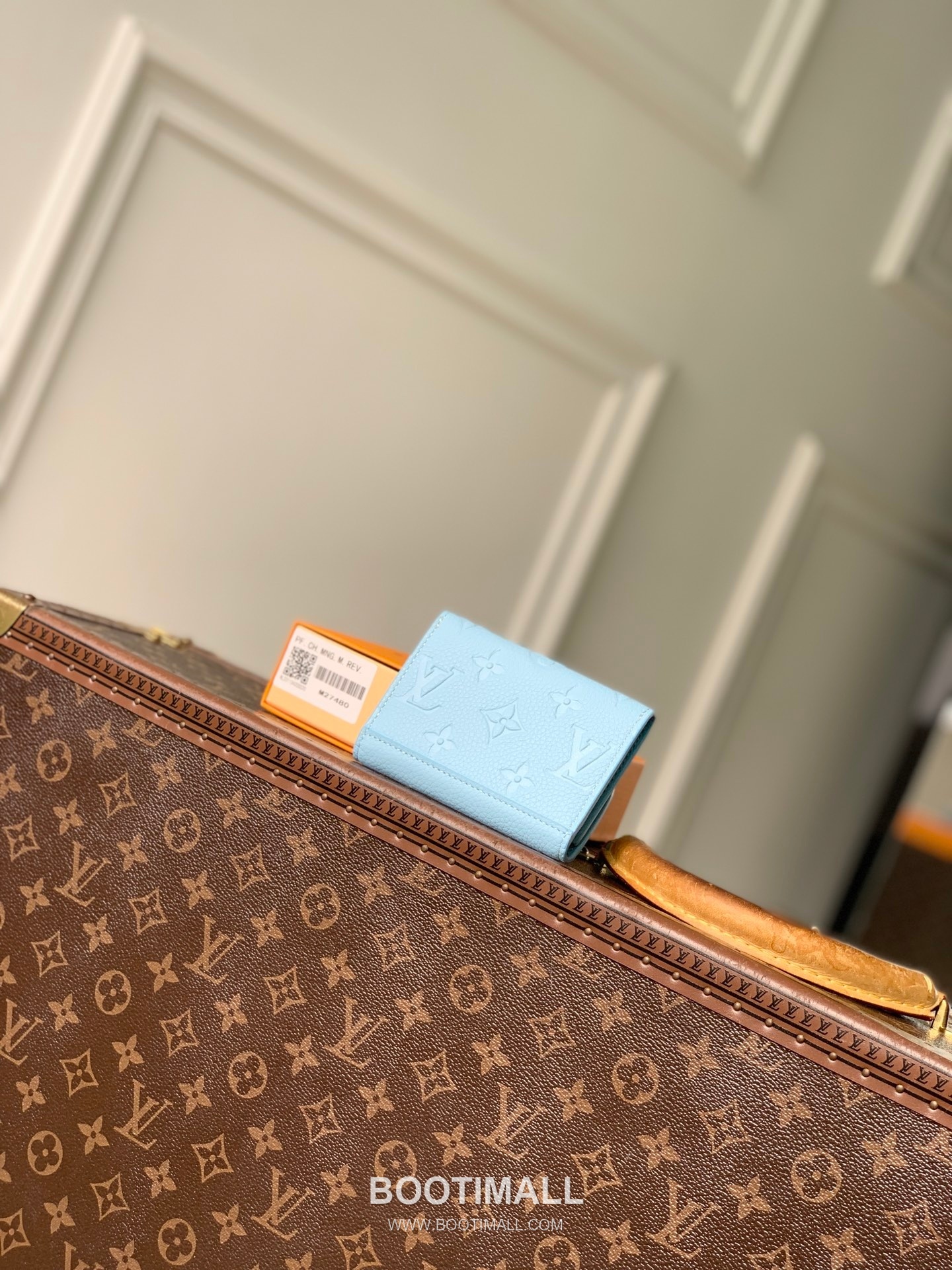 루이비통 모노그램 앙프렝뜨 레더 LV버튼 컴팩트 그린 반지갑 Louis Vuitton Monogram Empreinte Leather LV Button Compact Green Wallet M27480 11cm 2