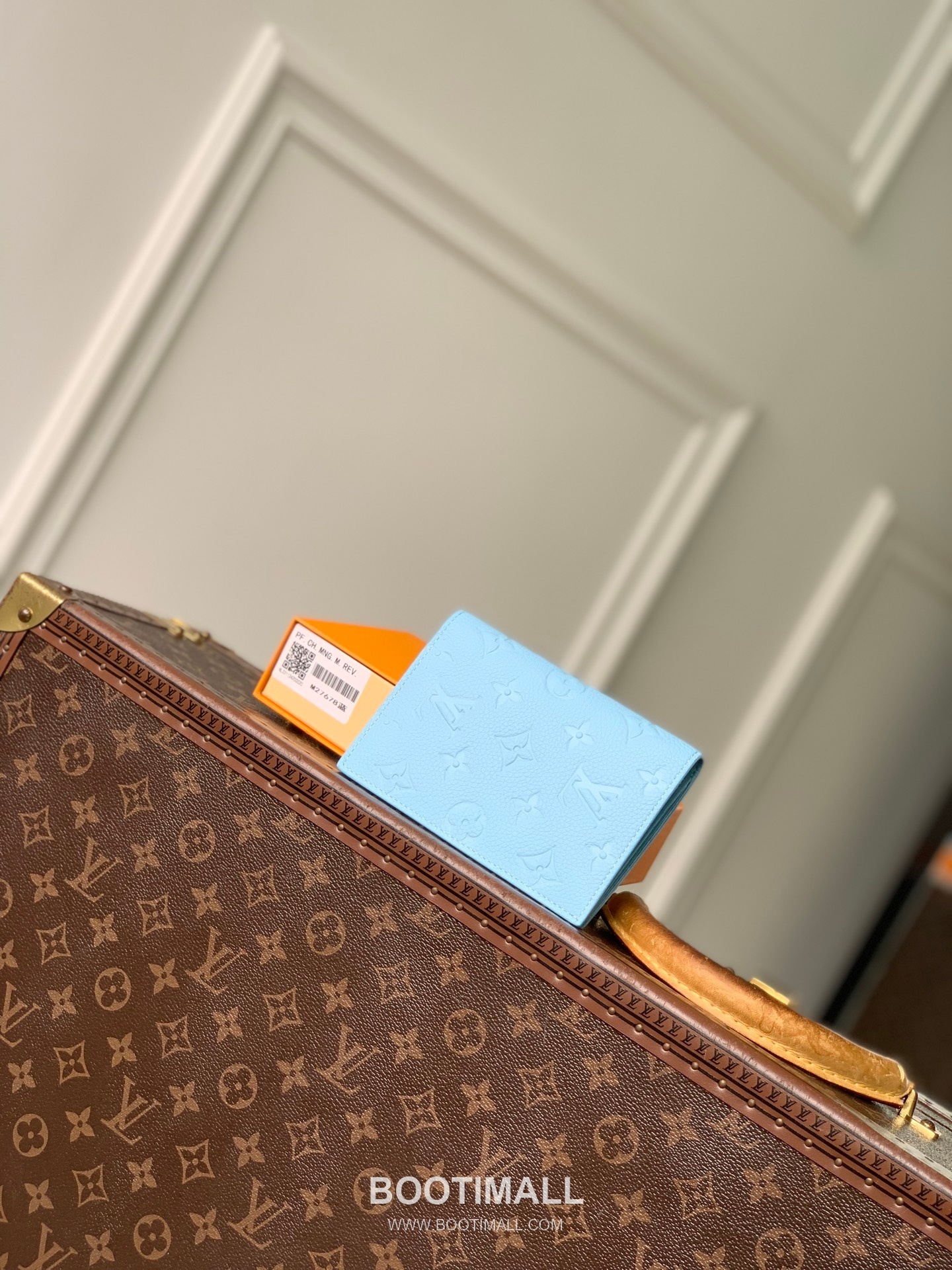 루이비통 모노그램 앙프렝뜨 레더 카드슬롯 그린 여권케이스 Louis Vuitton Monogram Empreinte Leather Card Slot Green Passport Case M27678 14cm 1