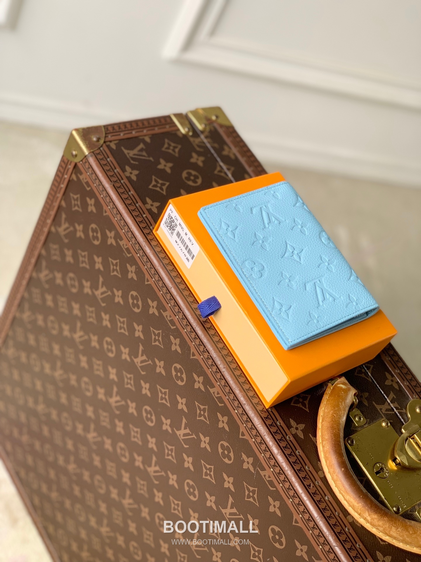 루이비통 모노그램 앙프렝뜨 레더 카드슬롯 그린 여권케이스 Louis Vuitton Monogram Empreinte Leather Card Slot Green Passport Case M27678 14cm 3