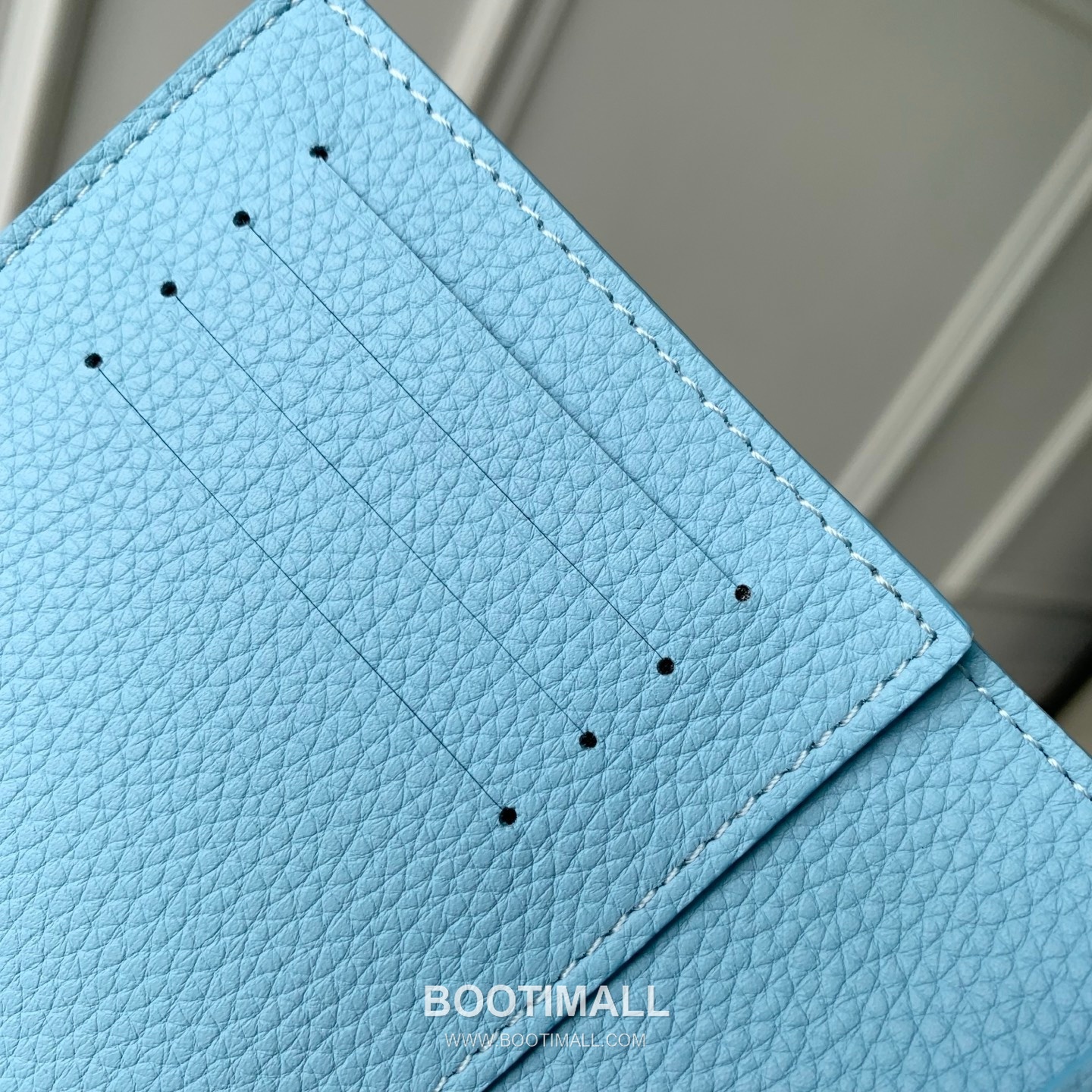 루이비통 모노그램 앙프렝뜨 레더 카드슬롯 그린 여권케이스 Louis Vuitton Monogram Empreinte Leather Card Slot Green Passport Case M27678 14cm 9