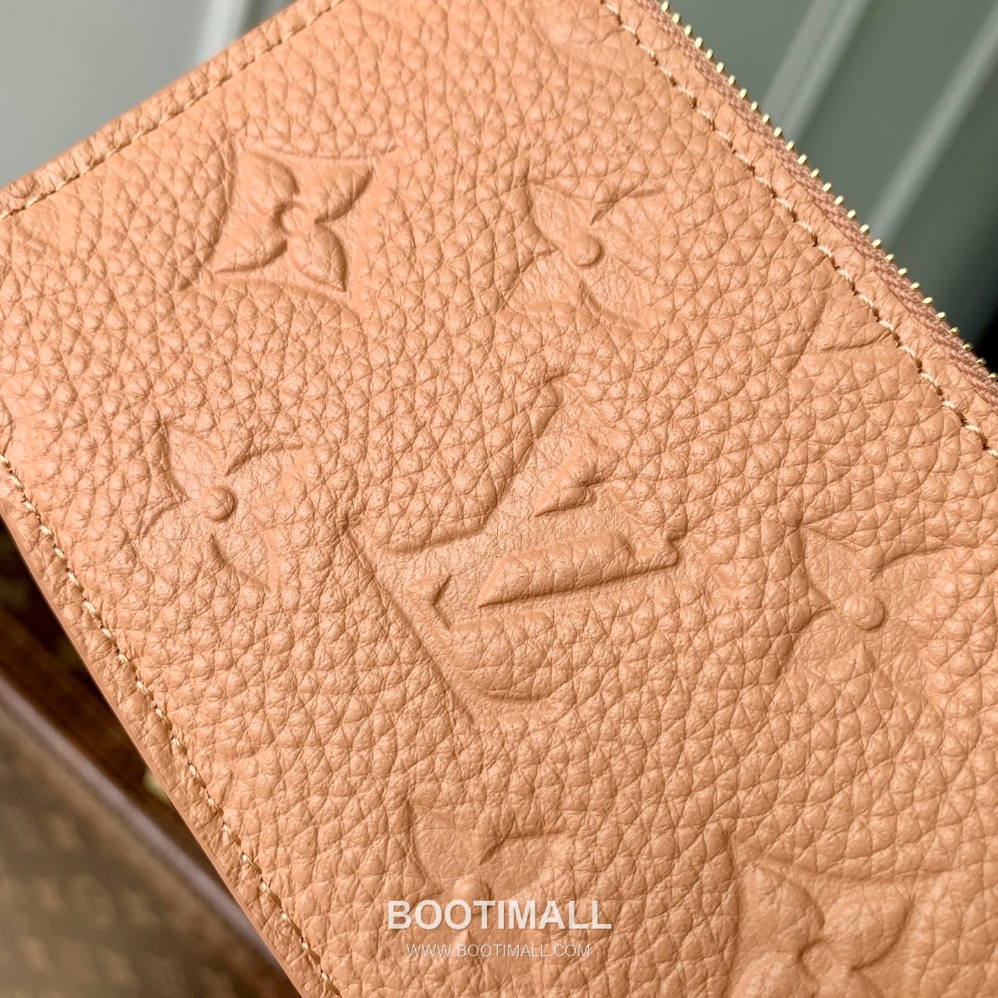 루이비통 모노그램 앙프렝뜨 레더 LV참 지퍼 그린 카드지갑 Louis Vuitton Monogram Empreinte Leather LV Charm Zipper Green Card Holder M27668 12cm 6